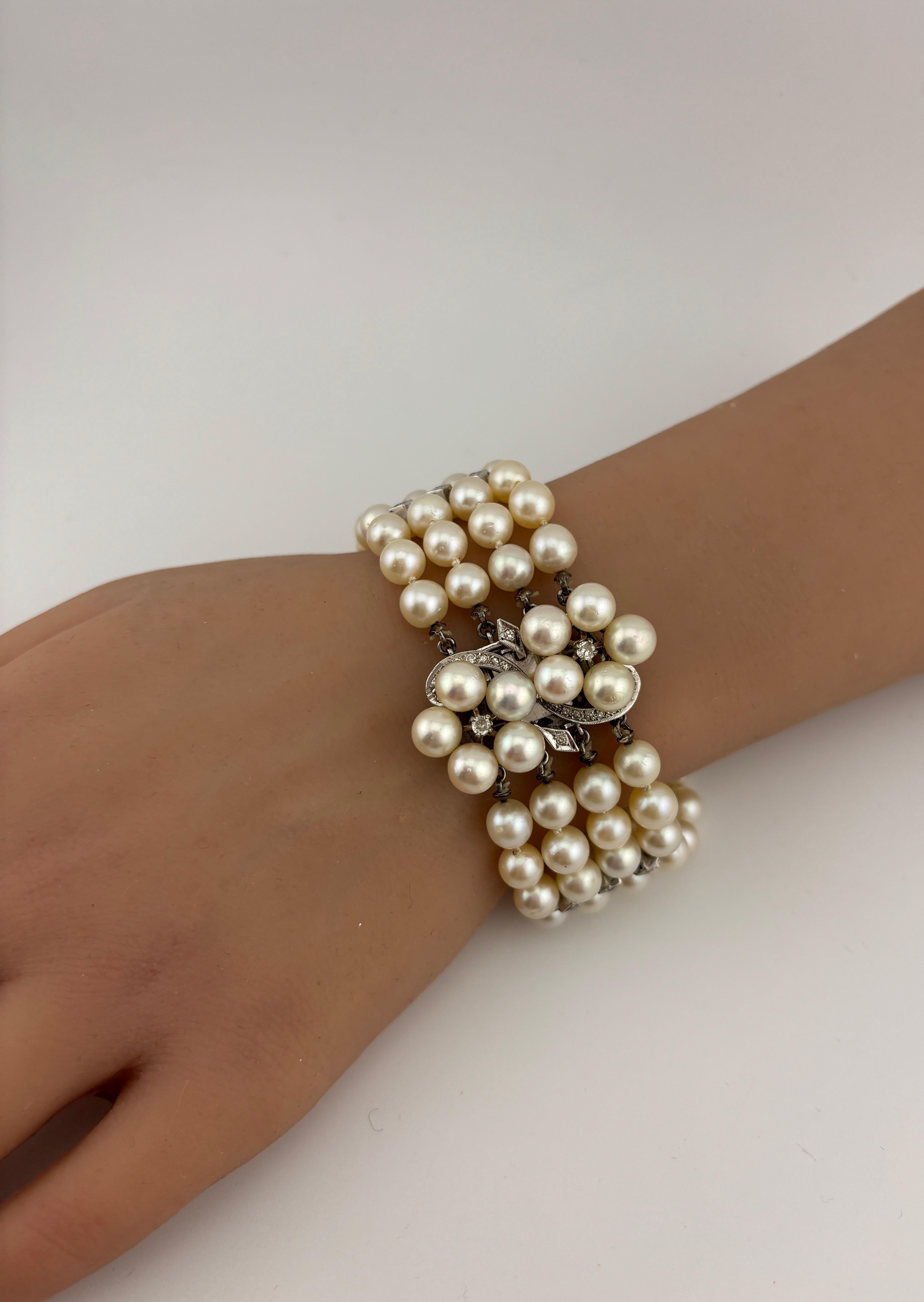 14k White Gold Diamond & Pearl Bracelet In Good Condition For Sale In Bernardsville, NJ