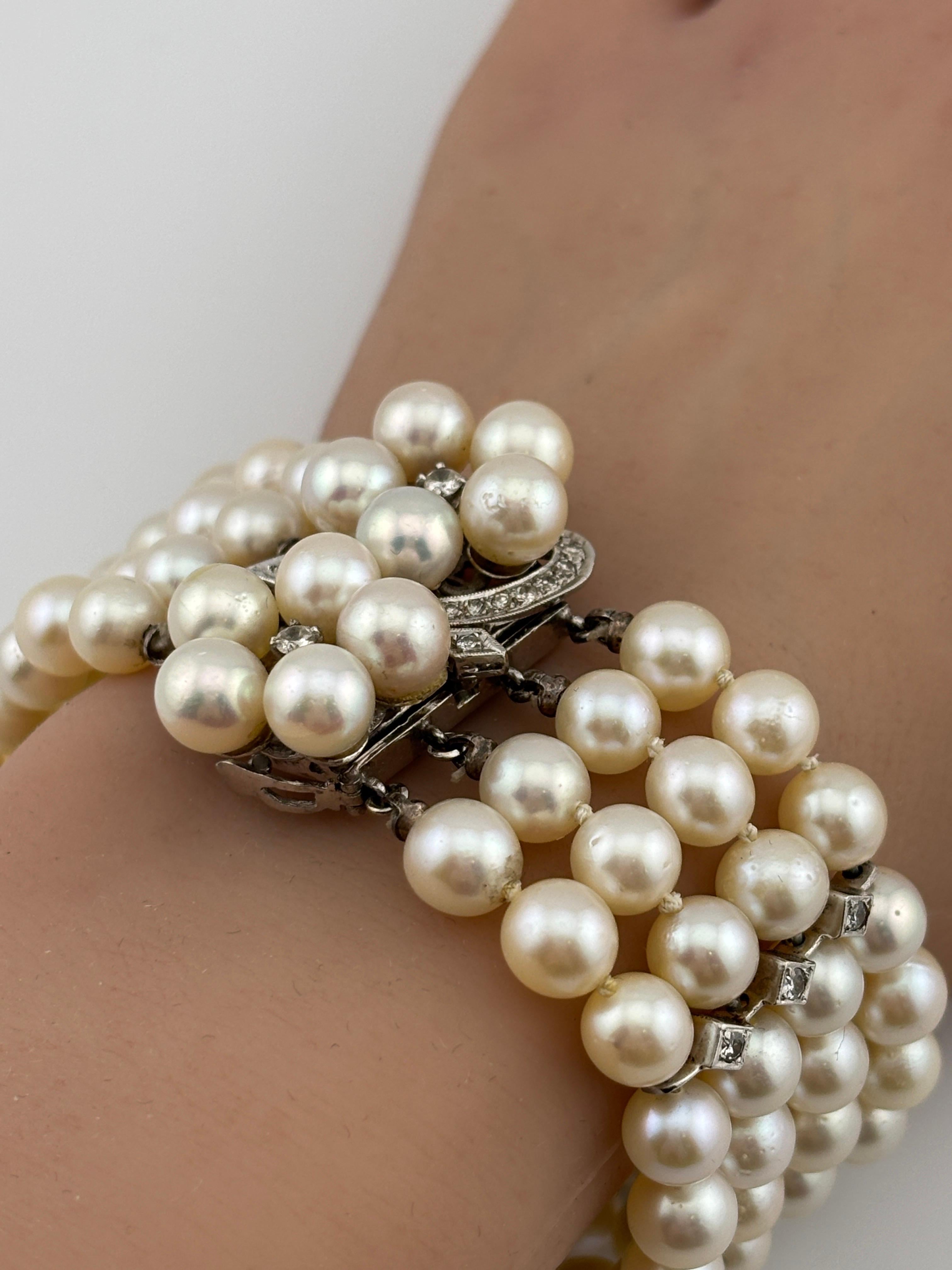 14k White Gold Diamond & Pearl Bracelet For Sale 2