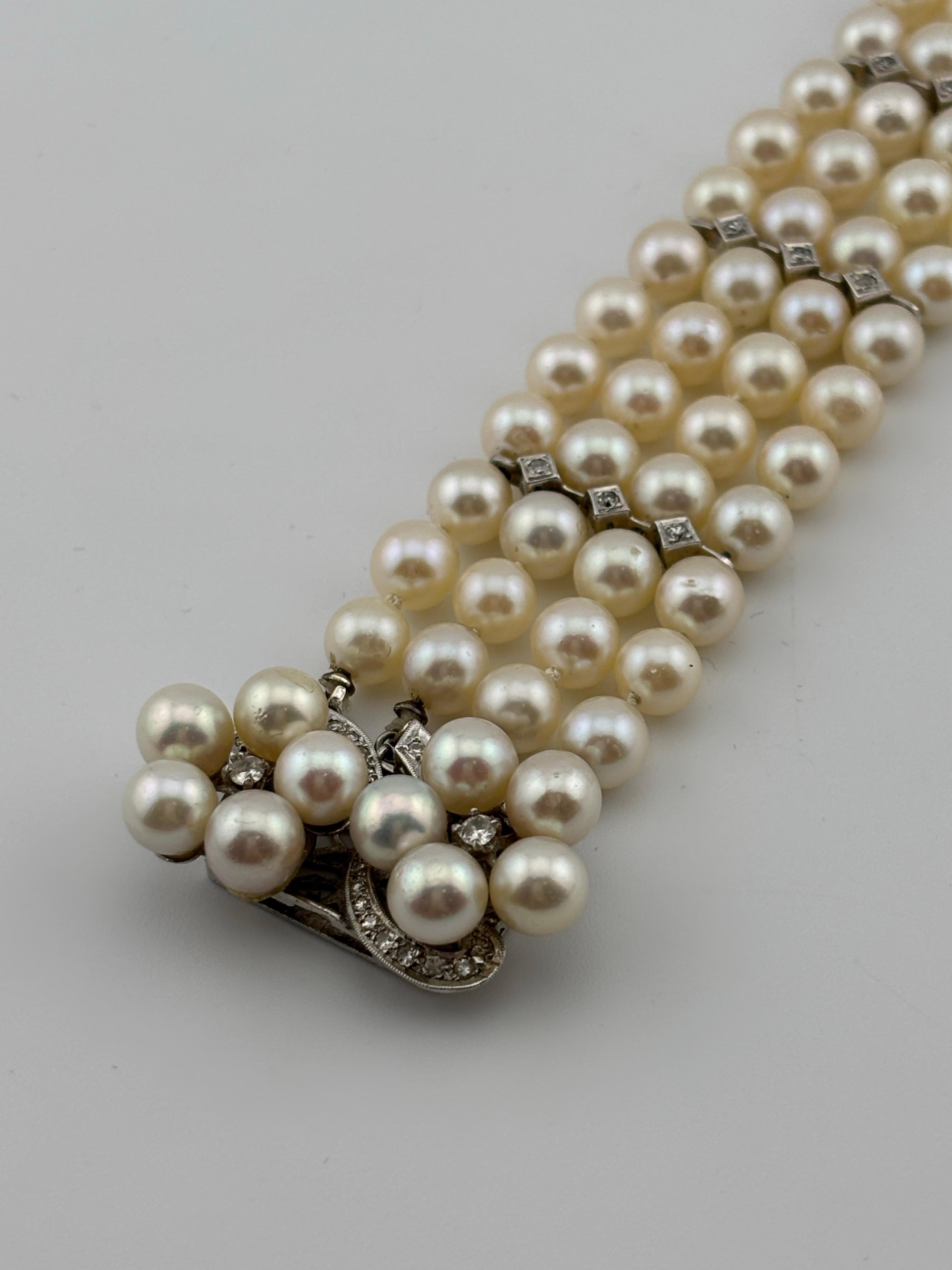 14k White Gold Diamond & Pearl Bracelet For Sale 3