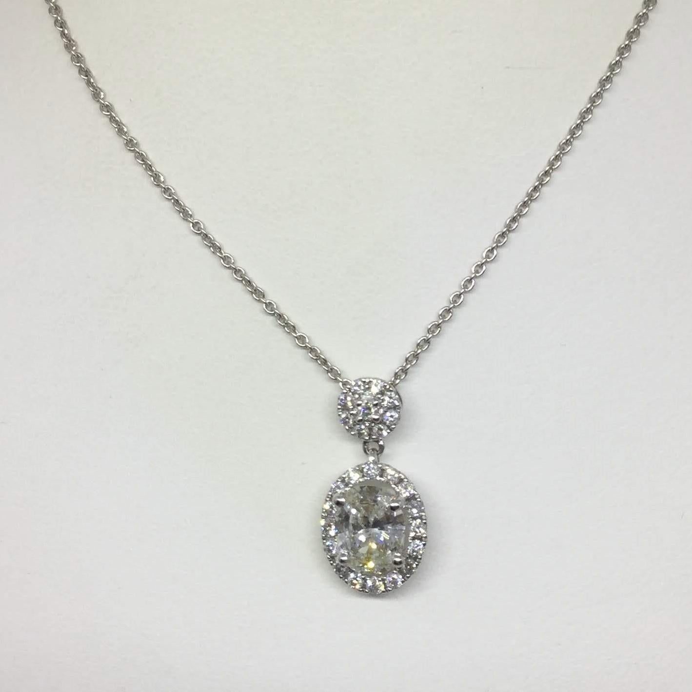 Oval Cut 14 Karat White Gold Diamond Pendant Necklace 0.83 Carat For Sale
