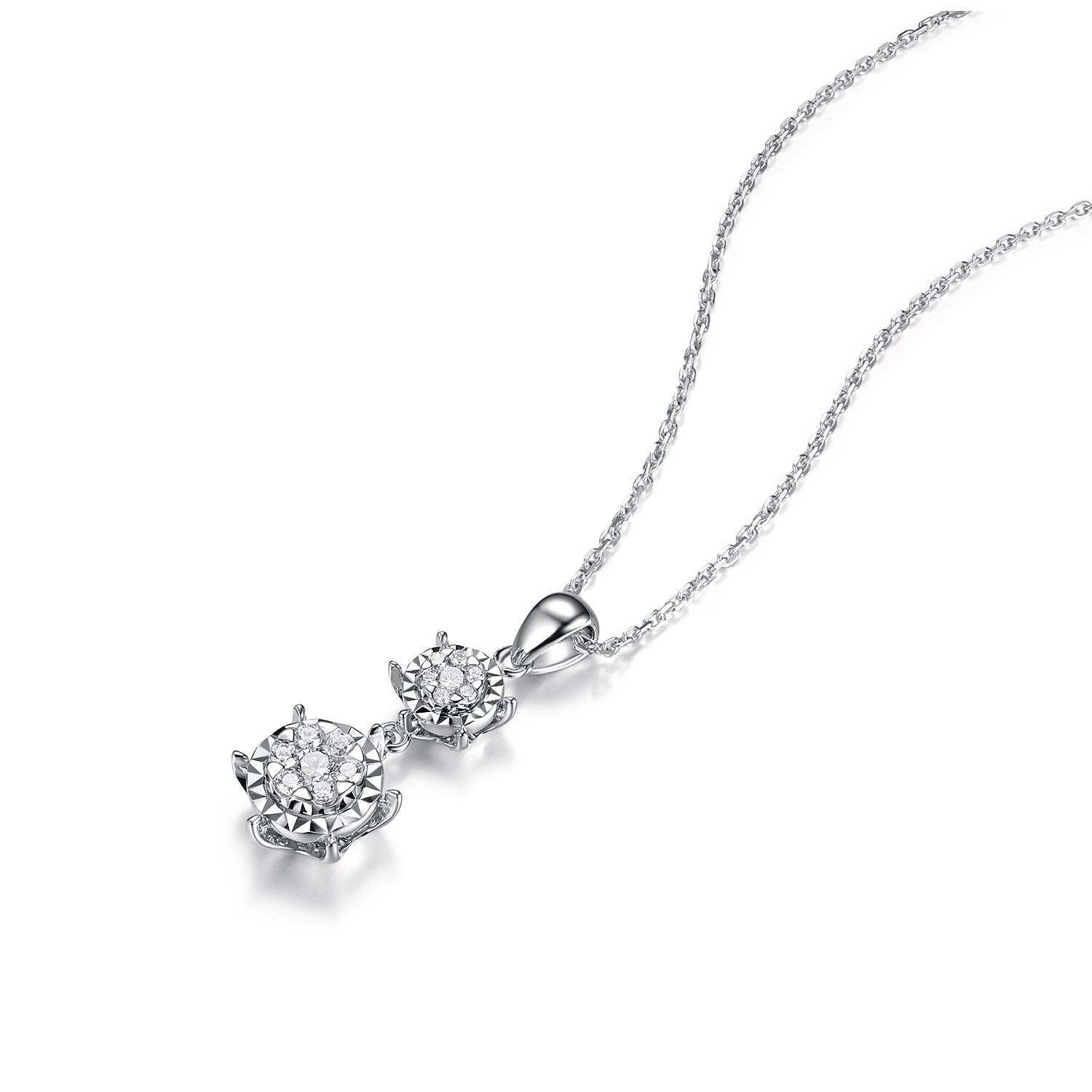 This diamond necklace feature 0.23 carat of round diamonds. Necklace is made with 18 karat white gold.

Round Diamond 0.23 carat
pendant diameter : 5mm &7mm
chain:17inches