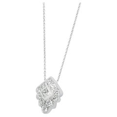 14k White Gold Diamond Pendent Necklace