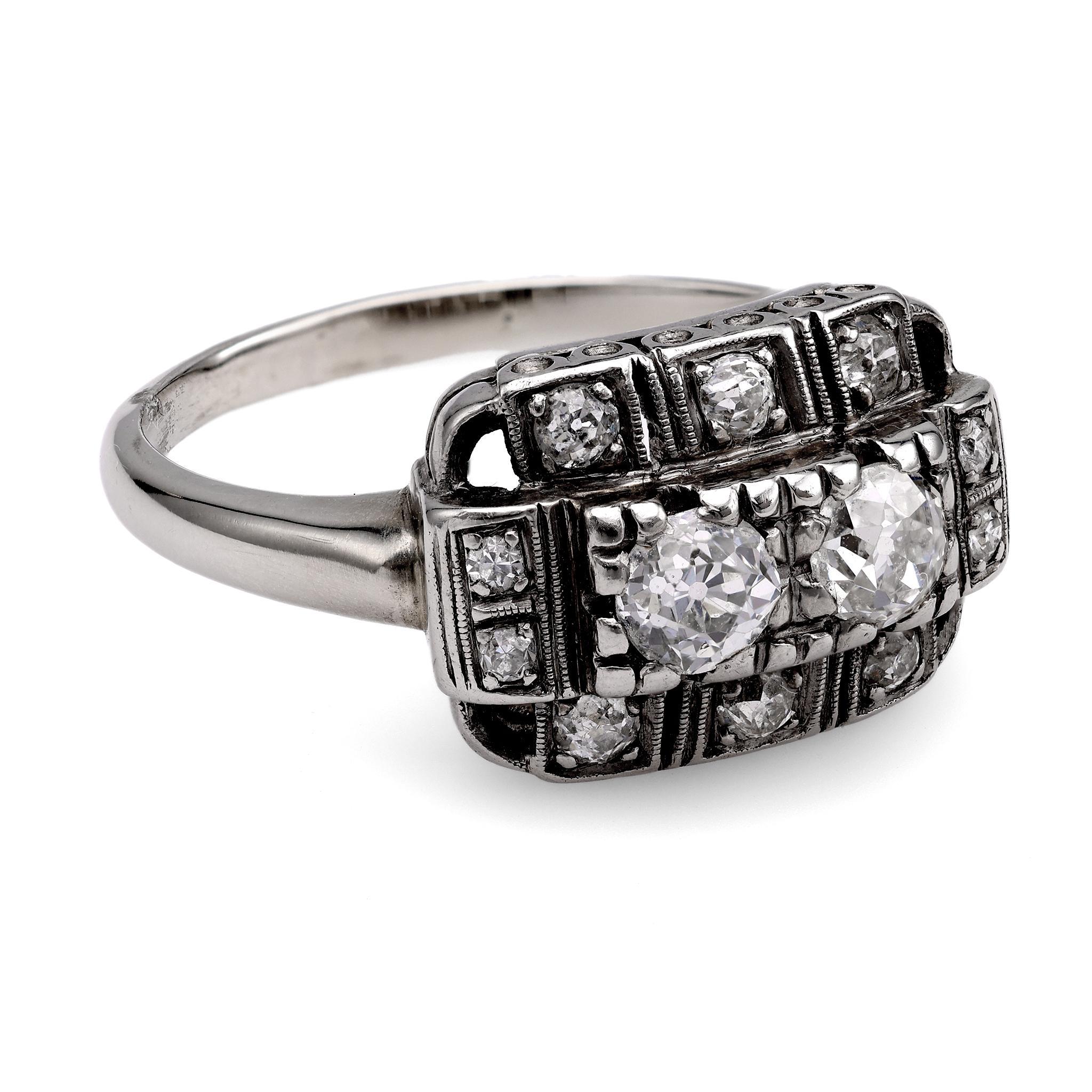 14k White Gold Diamond Ring In Excellent Condition For Sale In Beverly Hills, CA