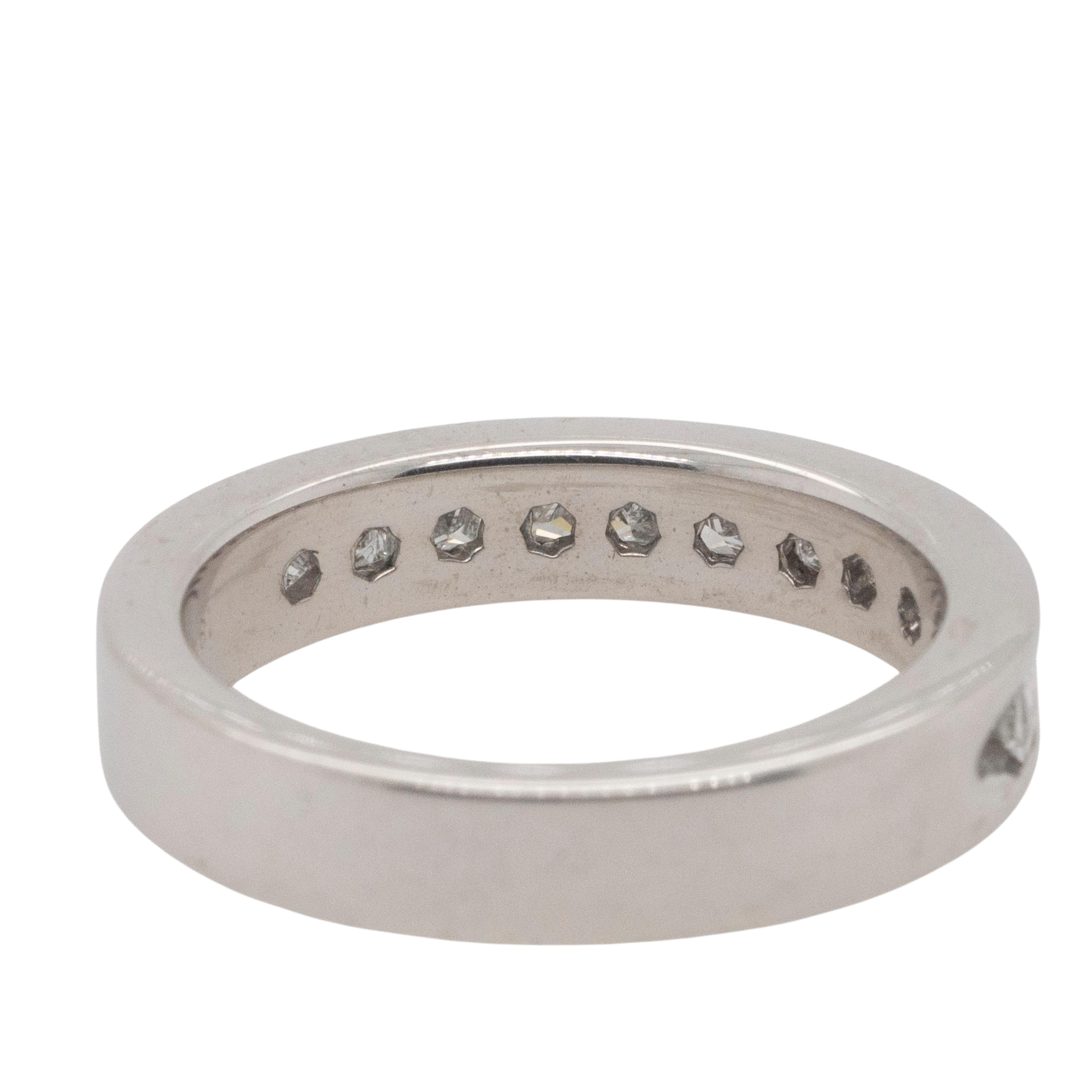 14K White Gold Diamond Ring In Excellent Condition For Sale In Boca Raton, FL