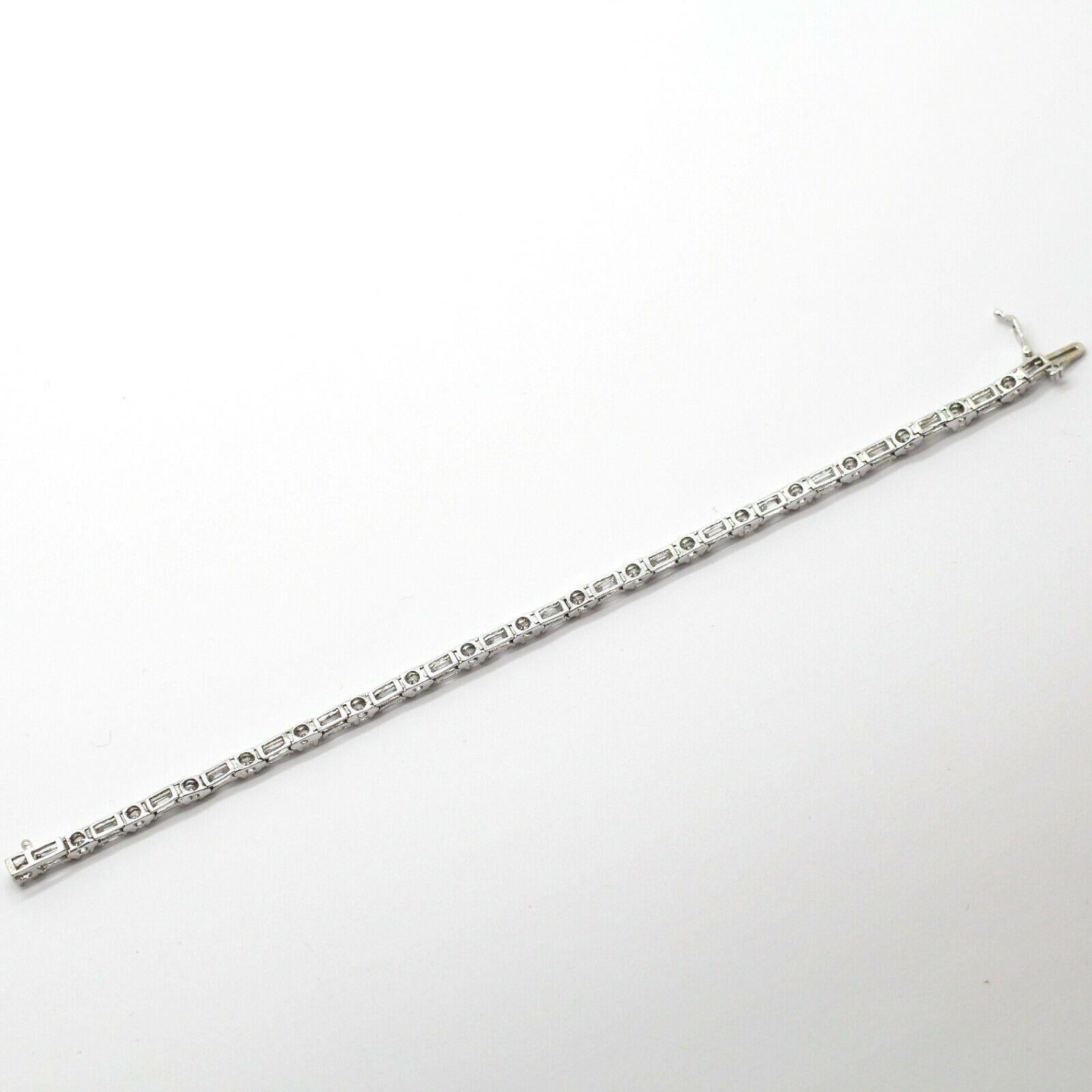 Contemporary 14k White Gold Diamond Round and Baguette Tennis Bracelet