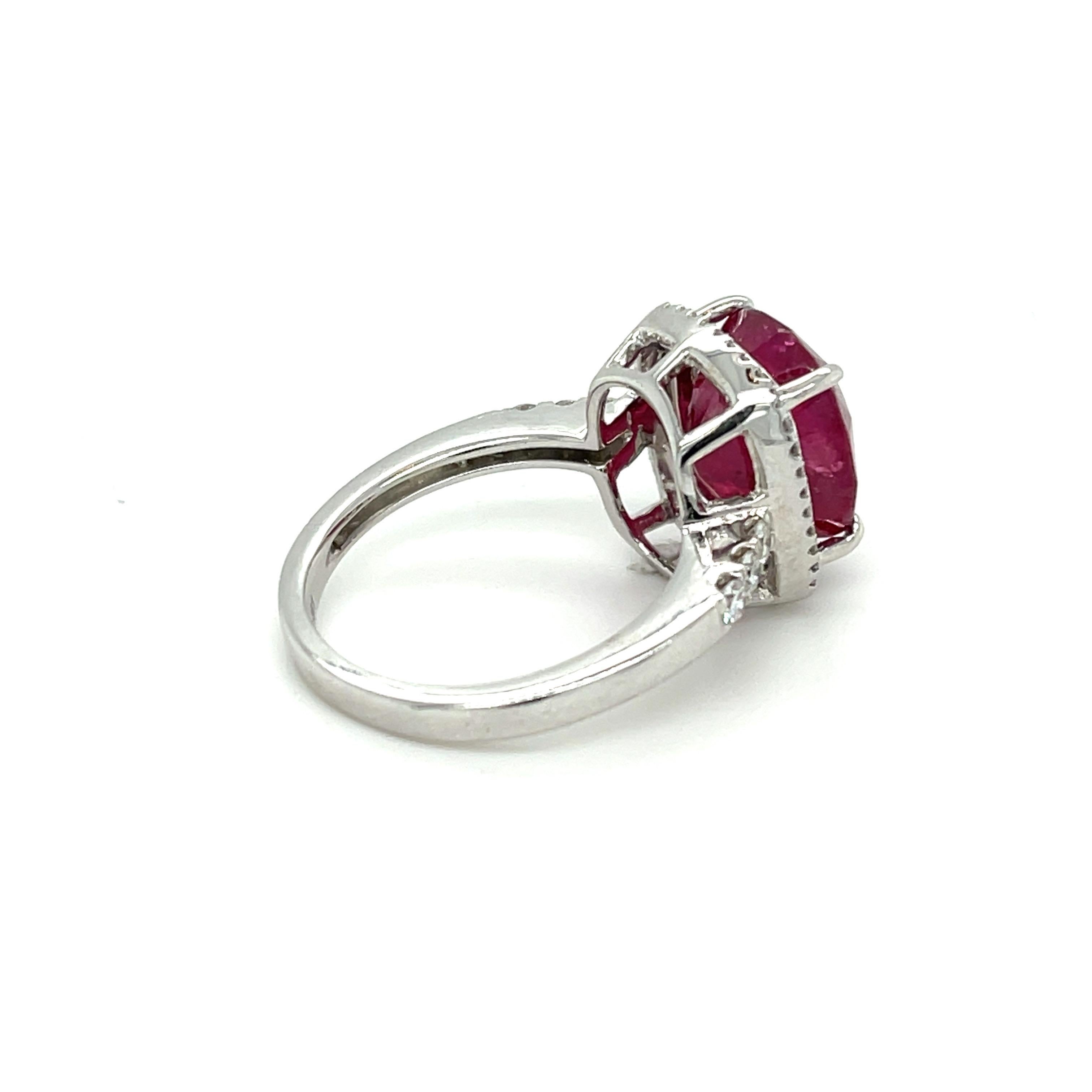 14K White Gold Diamond & Ruby Ring For Sale 8
