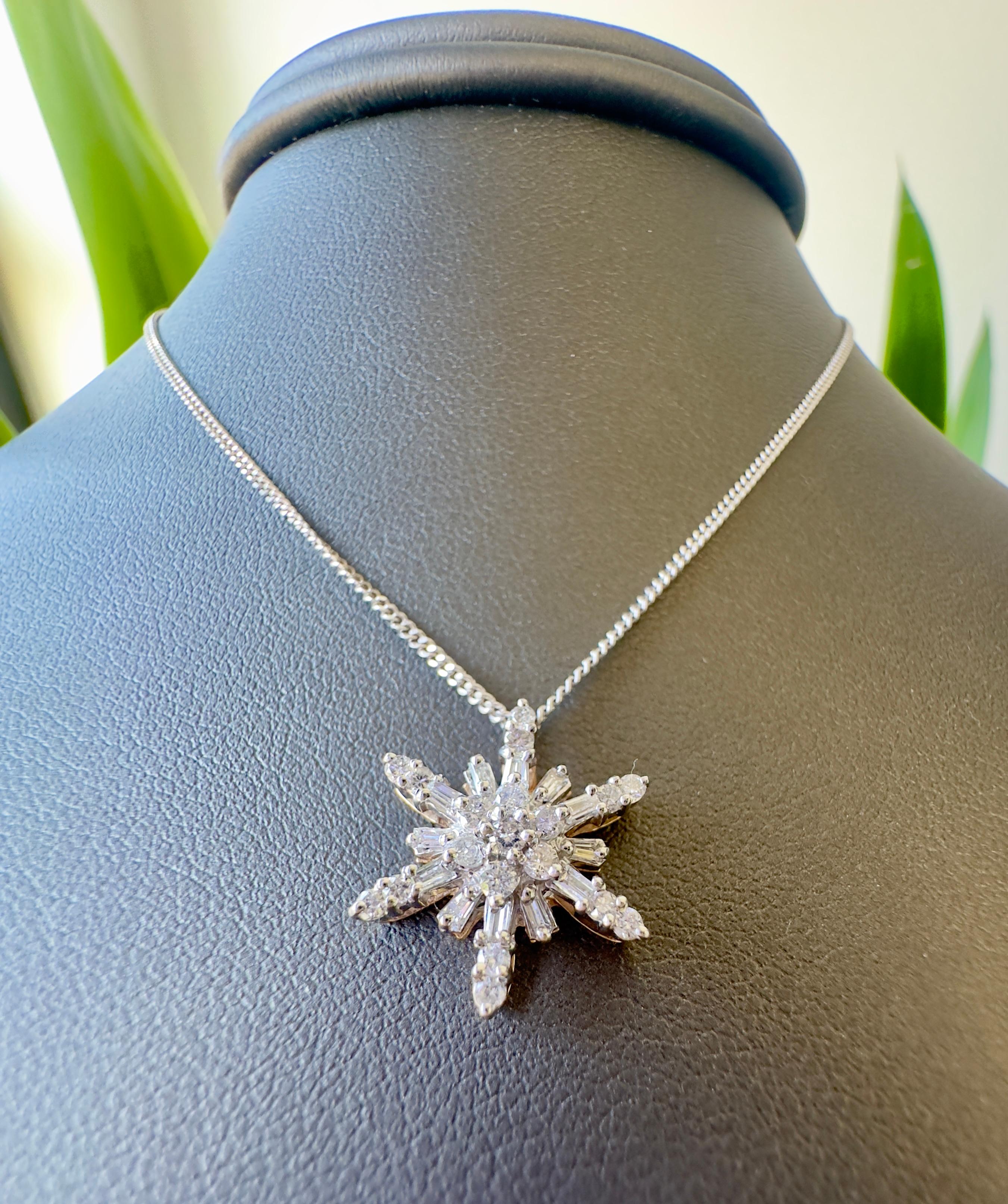 14k Weißgold Diamant-Halskette mit Schneeflocken-Anhänger Damen im Angebot