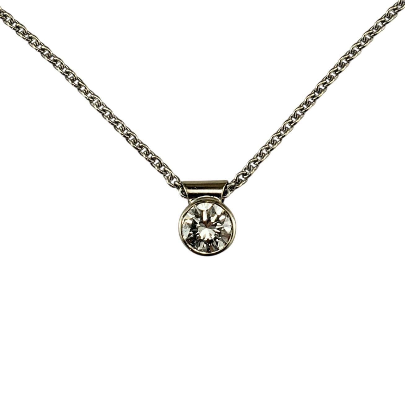 Collana con solitario di diamanti in oro bianco 14K #23031