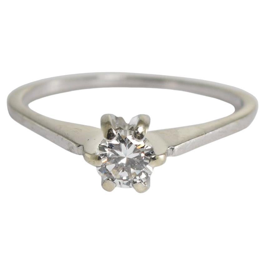 Anillo solitario de diamantes de oro blanco de 14 quilates 0,35 ct