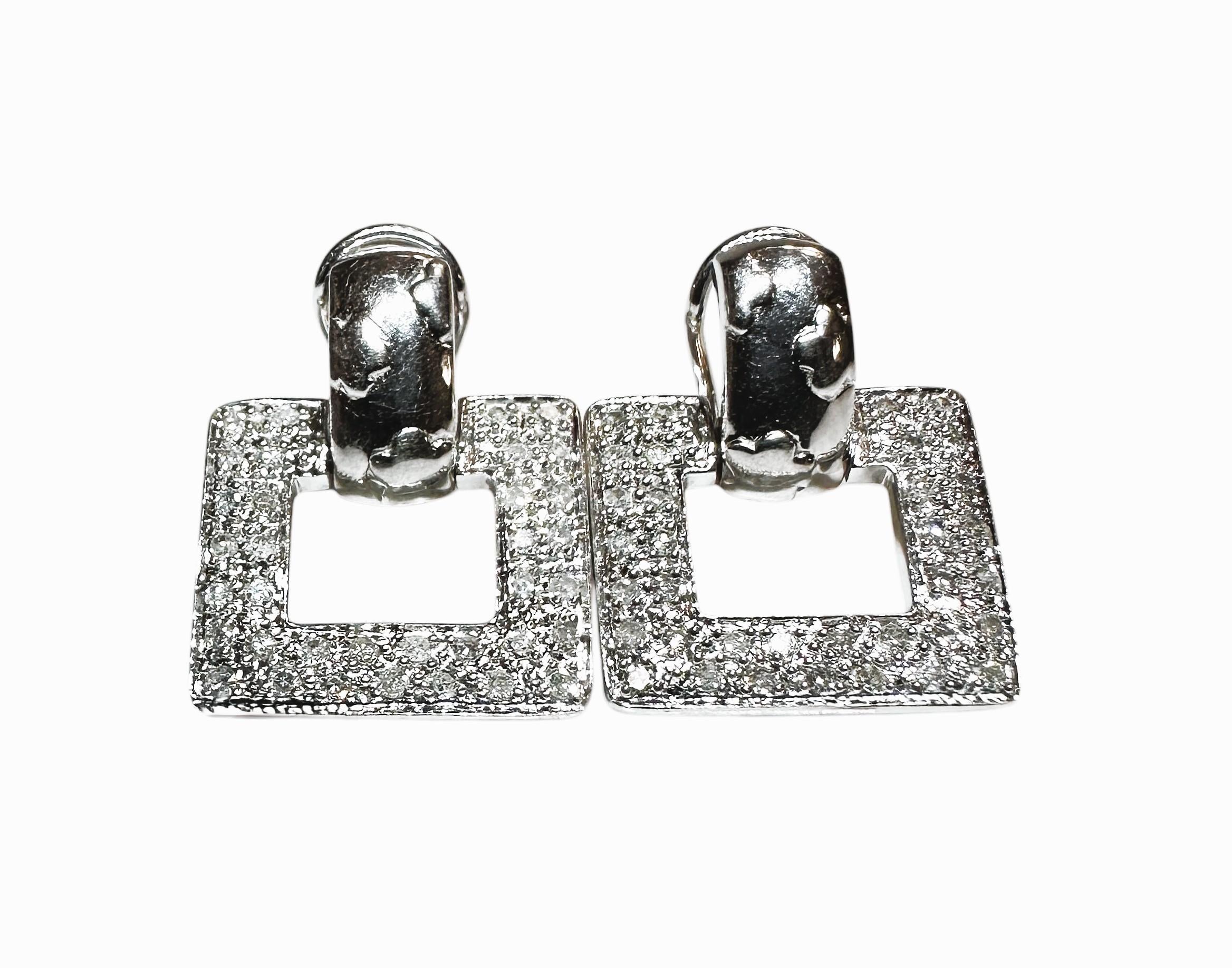 Orecchini a bussola quadrati con diamanti in oro bianco 14k con fondello Omega - Marchio del produttore in vendita 4