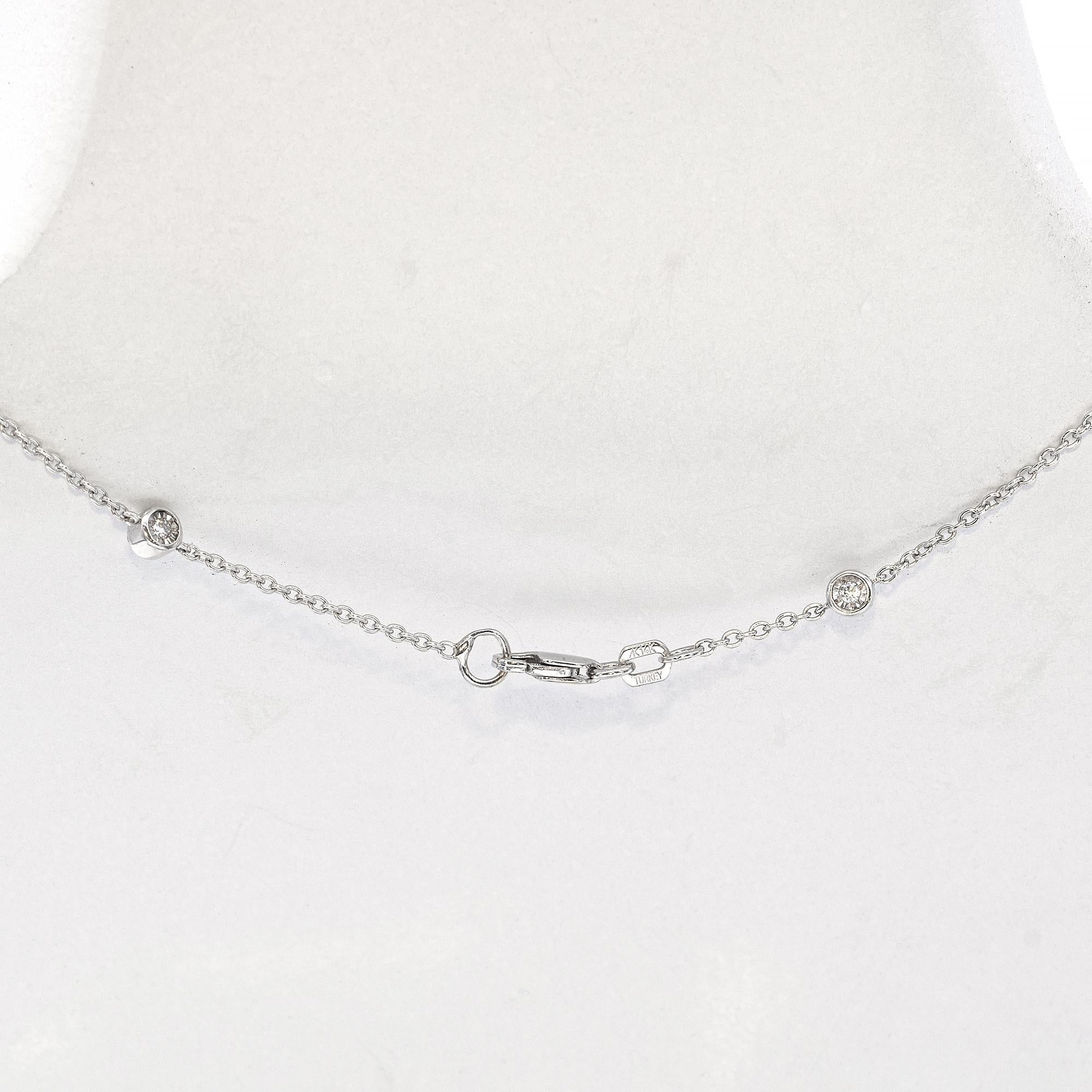 Taglio rotondo Collana Station con diamanti in oro bianco 14k in vendita