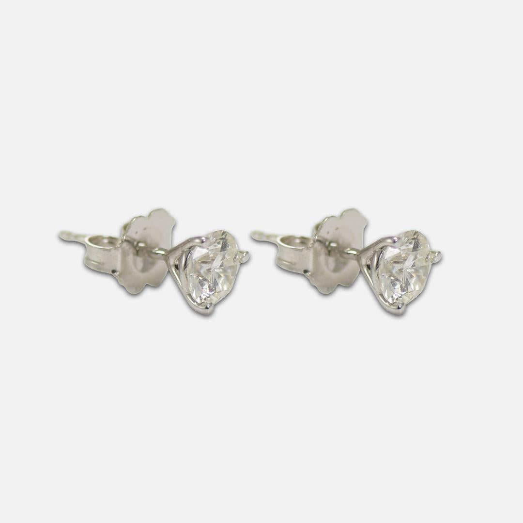 Round Cut 14K White Gold Diamond Stud Earrings 0.85ct For Sale