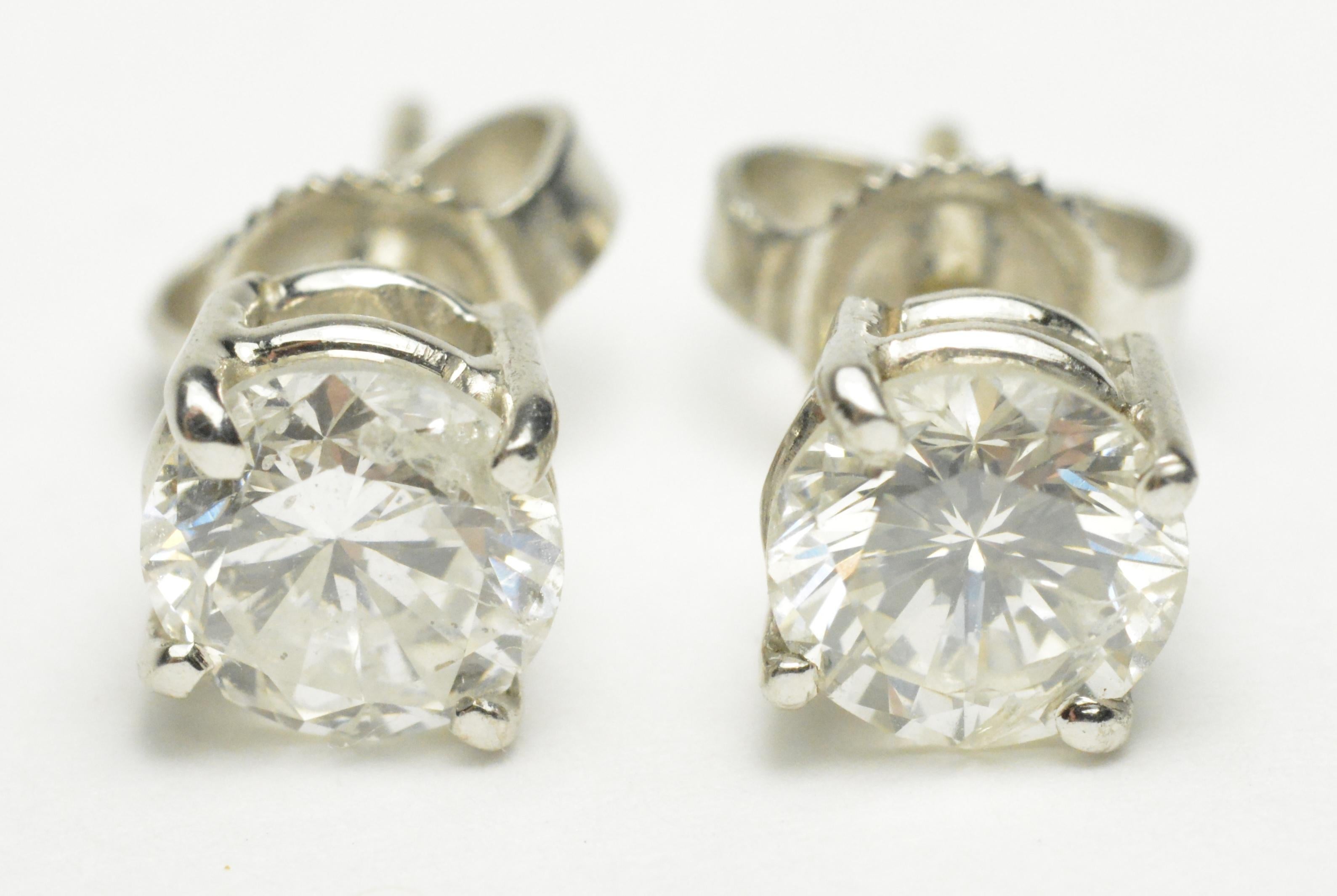 Boucles d'oreilles en or blanc 14K avec diamant 1.50ct Unisexe en vente