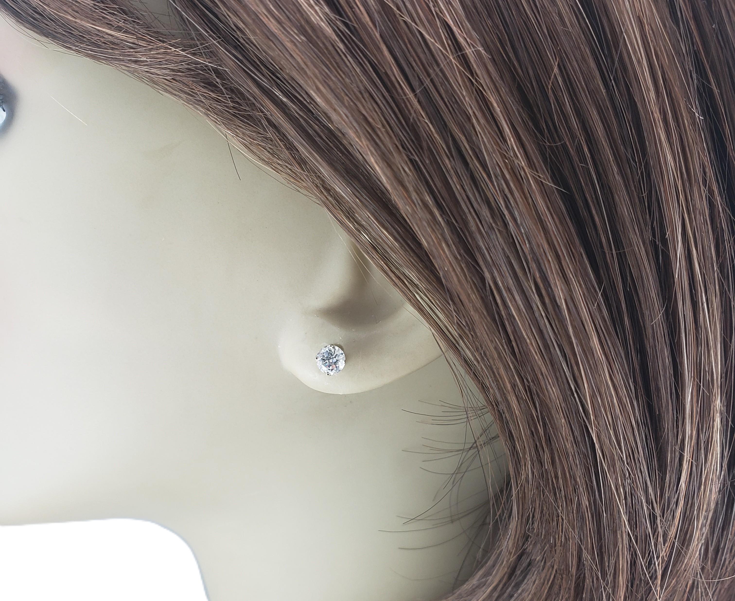 Donna Orecchini con diamante in oro bianco 14K #23464 in vendita