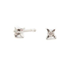 Vintage Brilliant Cut Diamond 14 Karat White Gold Stud Earrings
