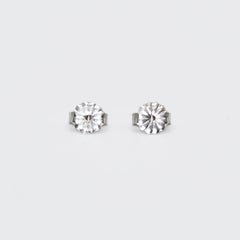 14K White Gold Diamond Studs, .90tdw, 1g