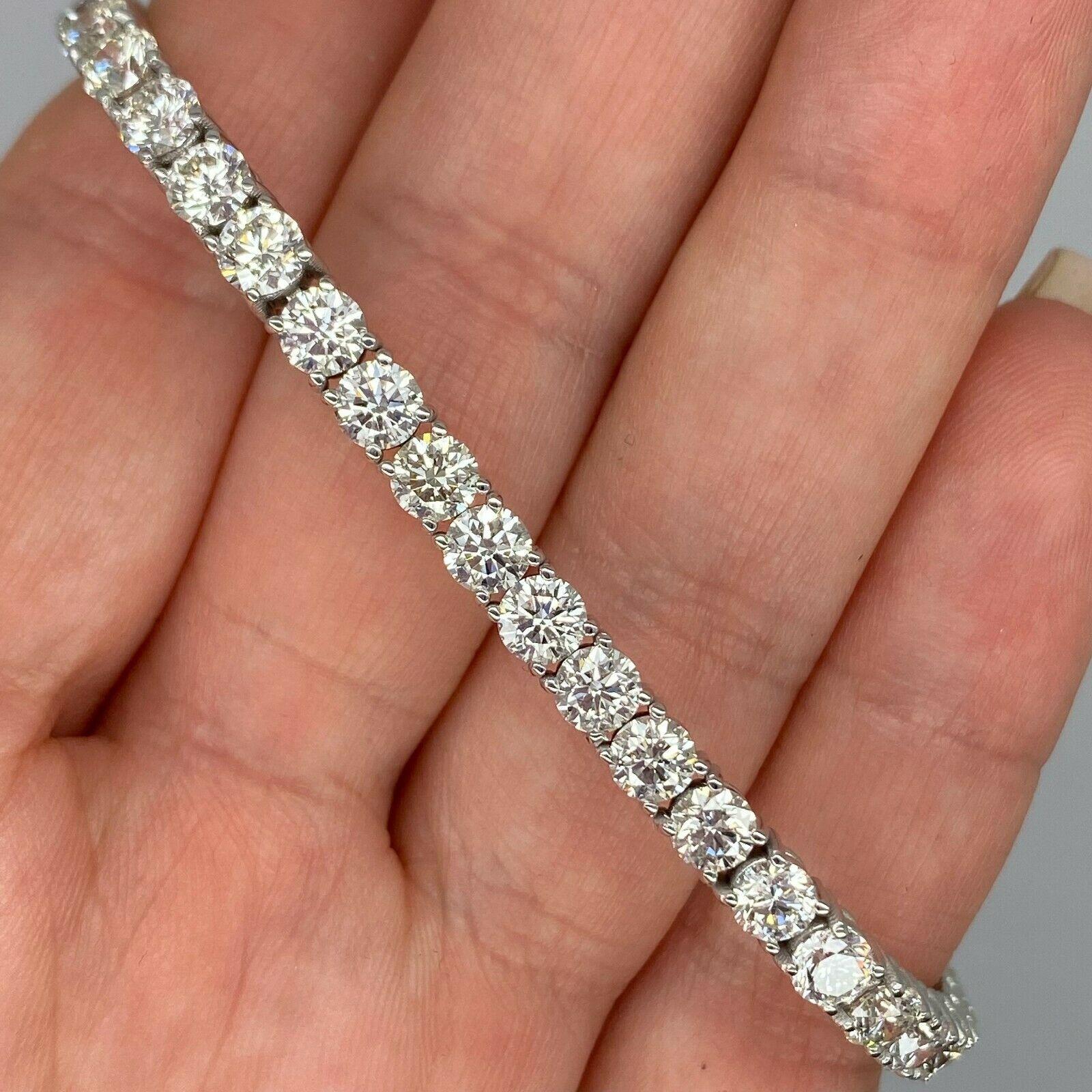 Contemporain Bracelet « Tennis » en or blanc 14 carats avec diamants 10,28 carats en vente