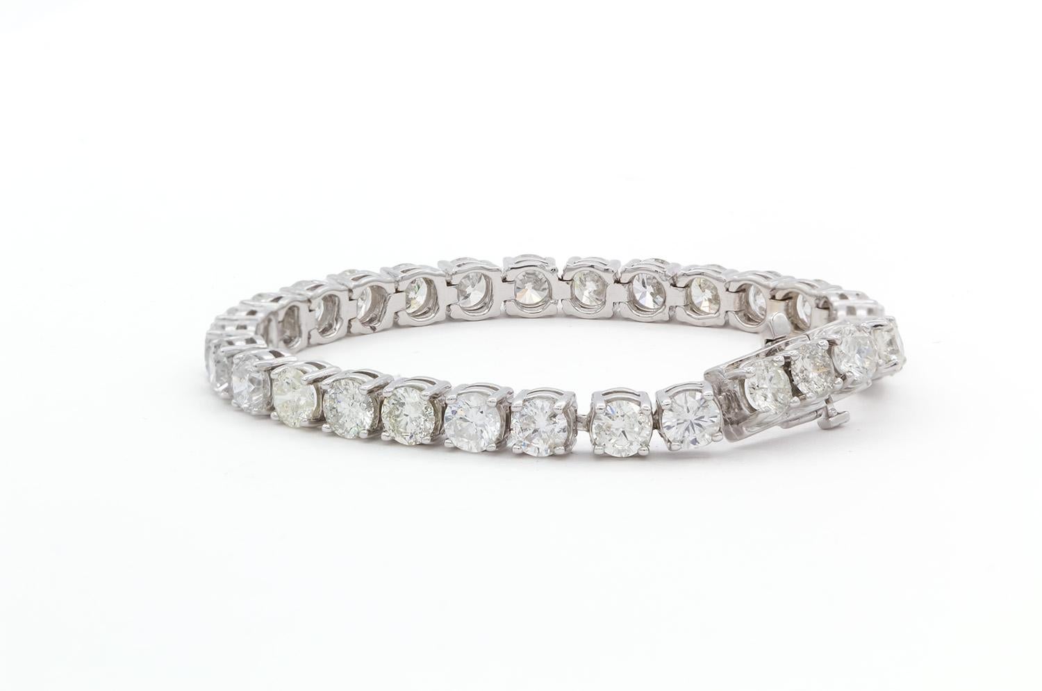 Round Cut 14k White Gold & Diamond Tennis Bracelet 18.90ctw For Sale