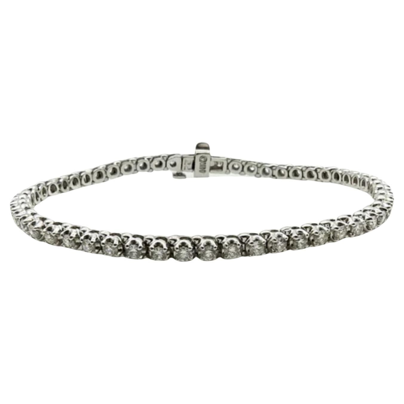 Bracelet tennis en or blanc 14 carats avec diamants 2,5 carats en vente