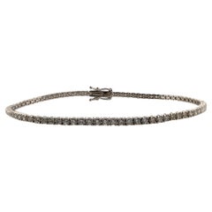 Bracciale tennis con diamanti in oro bianco 14k, peso totale 2,50 carati