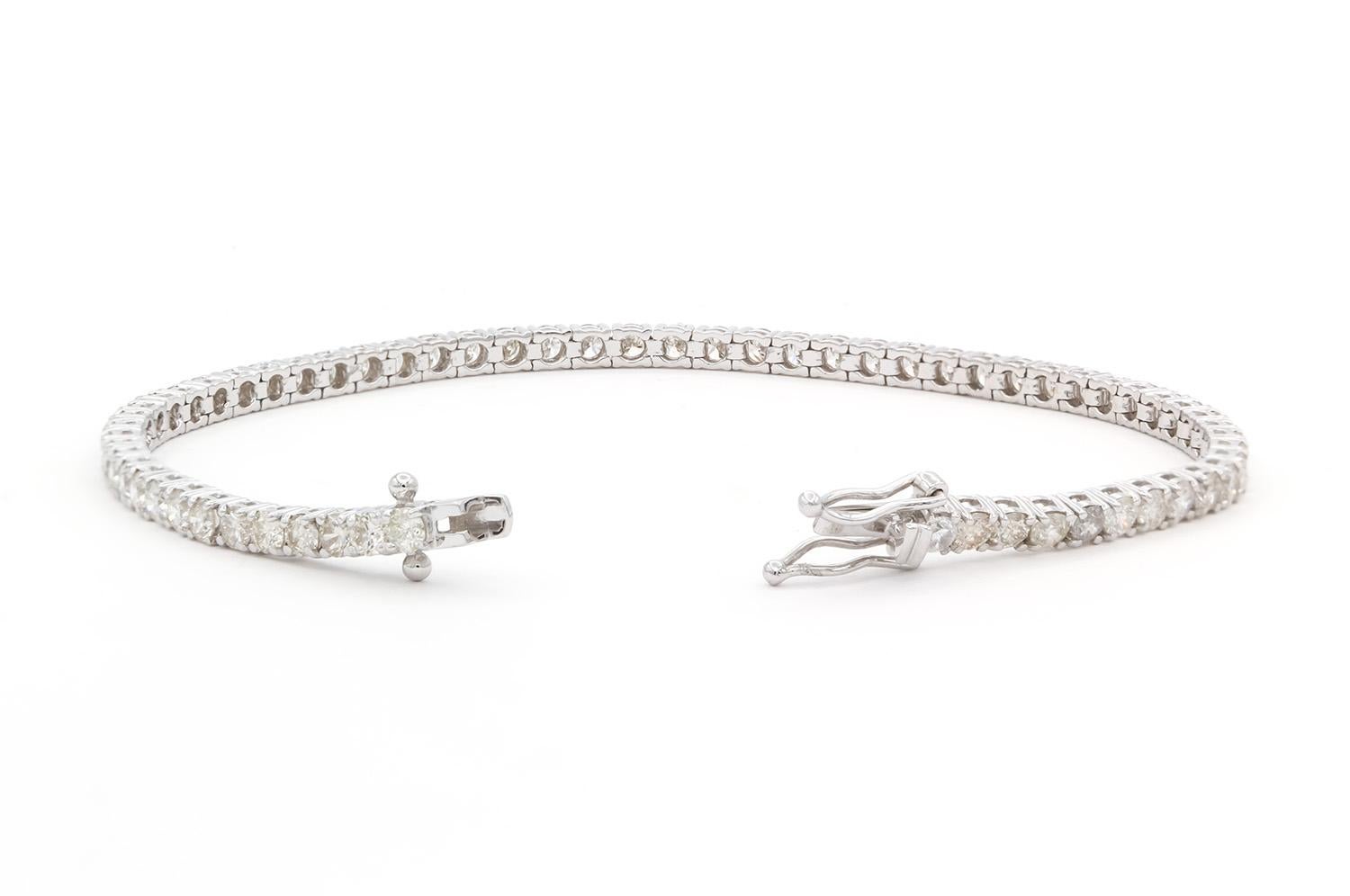 14k White Gold & Diamond Tennis Bracelet 4.47ctw G-H/VS2-SI1 In New Condition In Tustin, CA