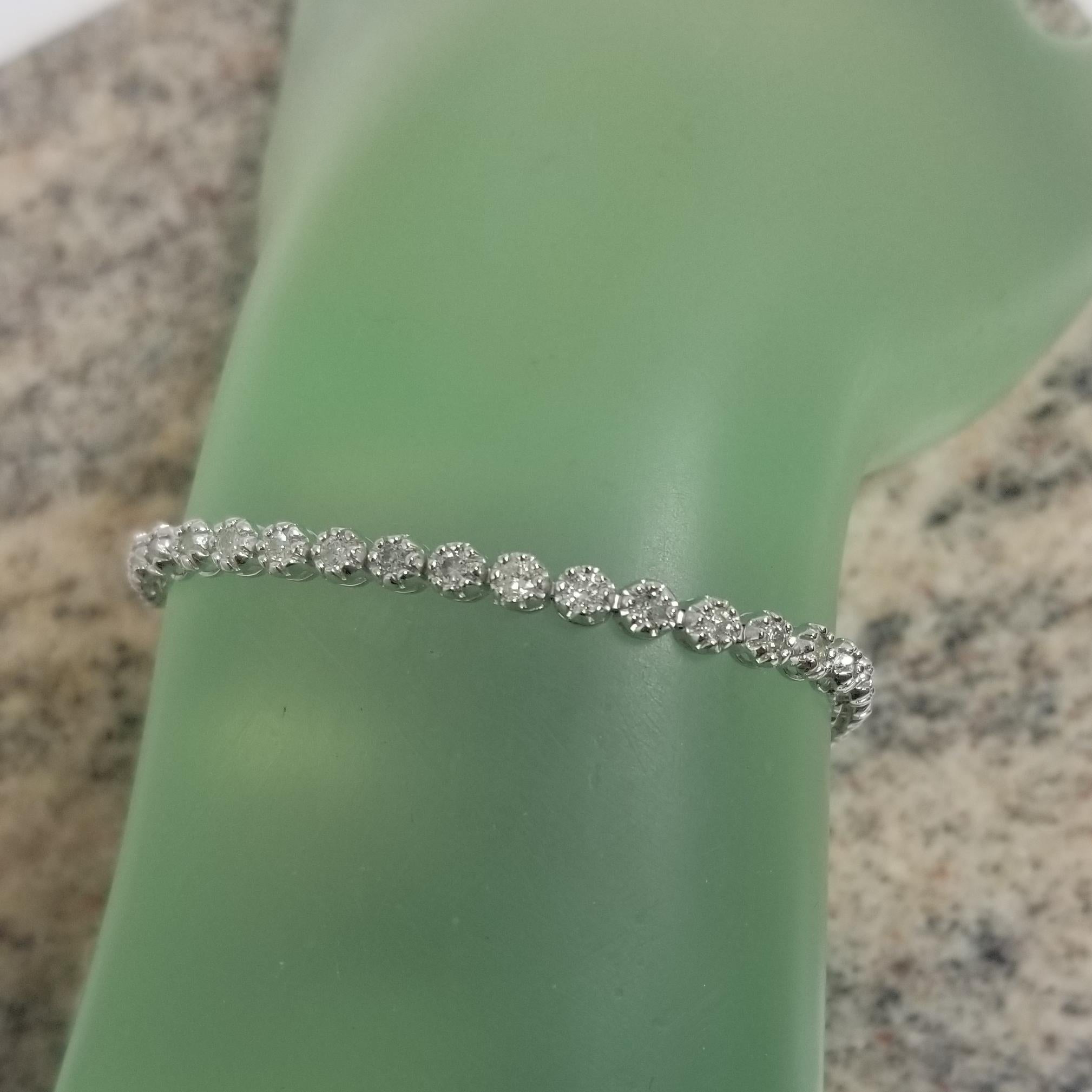 Round Cut 14k White Gold Diamond Tennis Bracelet Set in an Bead Setting 3.02 Carats For Sale