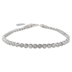 Bracelet tennis en or blanc 14 carats avec diamants sertis dans une monture en perles de 3,02 carats
