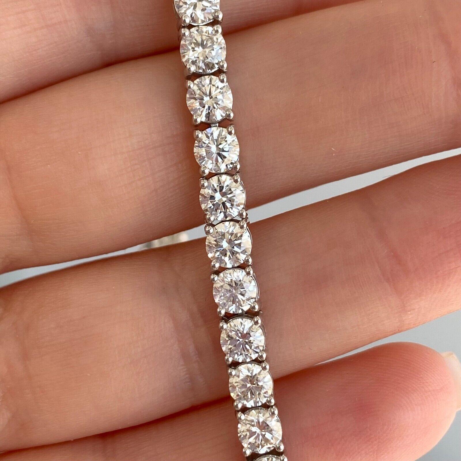 Contemporary 14k White Gold Diamond 