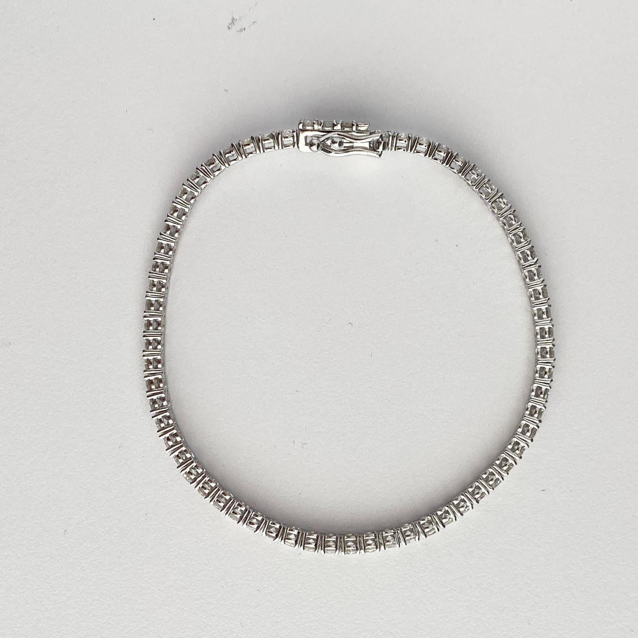 Contemporary 14k White Gold Diamond Tennis Bracelet Weighing 4.25ctw For Sale