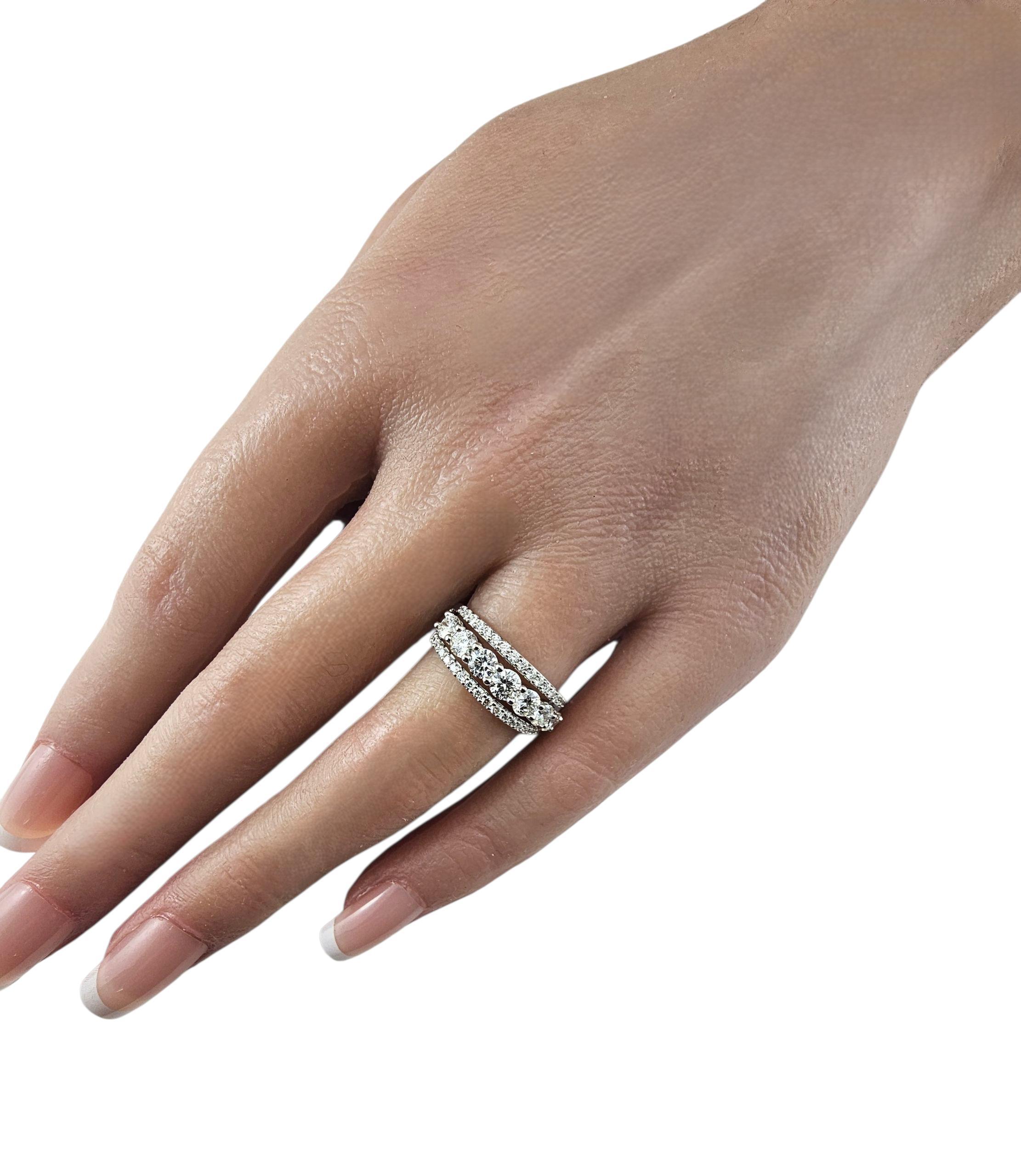 14K Weißgold Diamant Hochzeit / Jahrestag Band Ring Größe 7-7,25 #23550 im Angebot 1