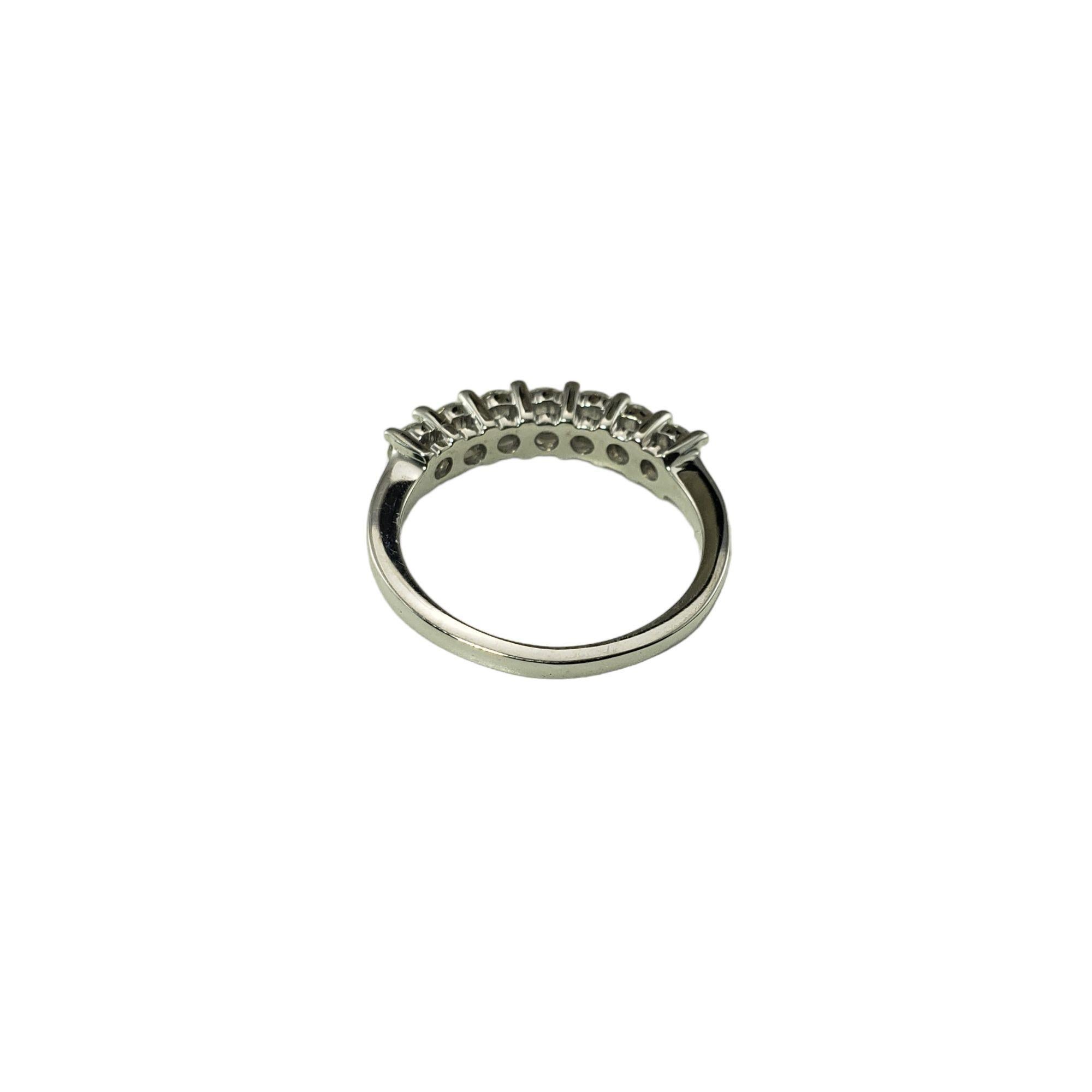 14K White Gold Diamond Wedding Band Ring Size 6.25 #15074 In Good Condition For Sale In Washington Depot, CT