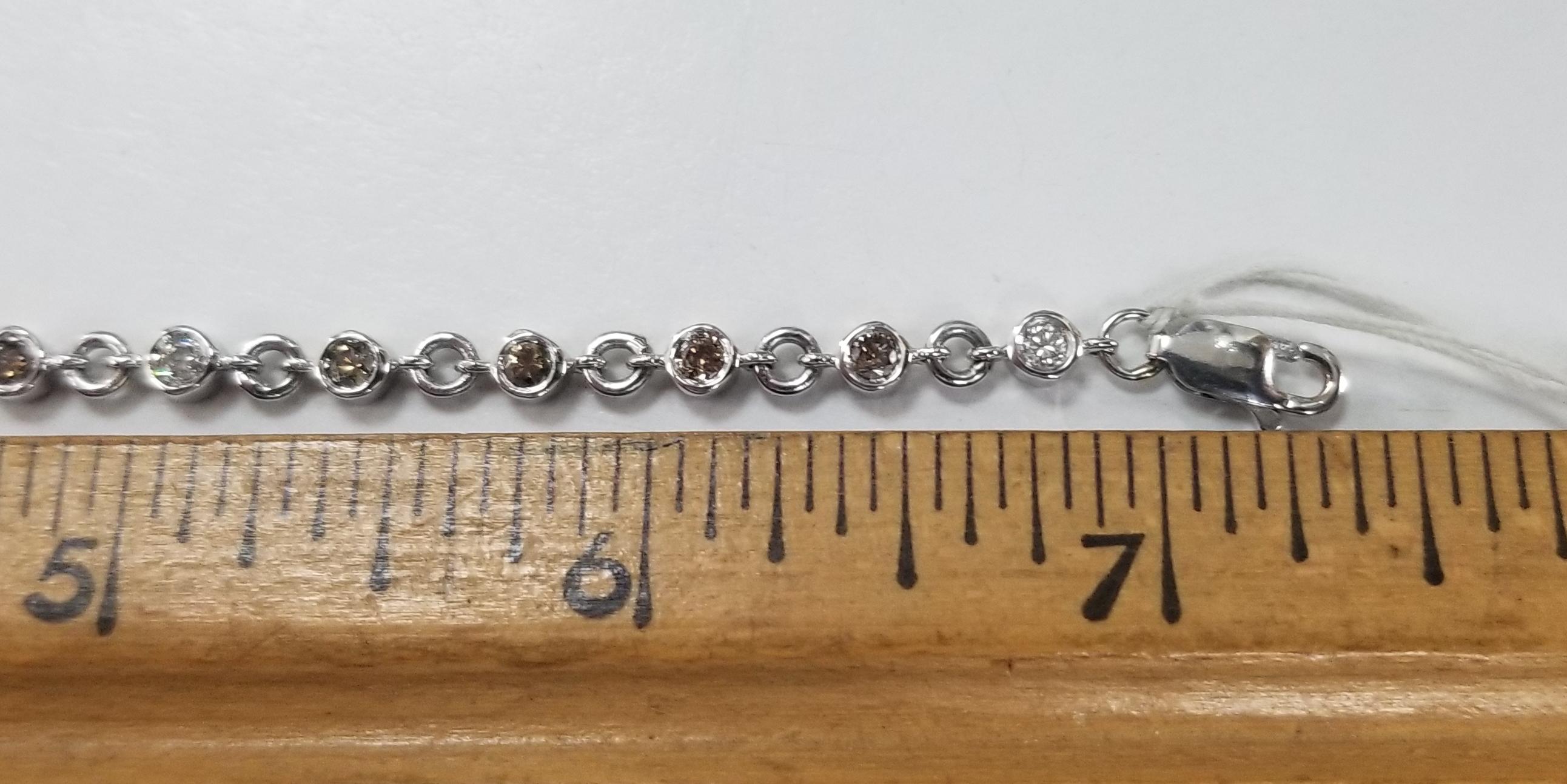 14 Karat White Gold Diamonds Bezel Tennis Bracelet In New Condition For Sale In Los Angeles, CA