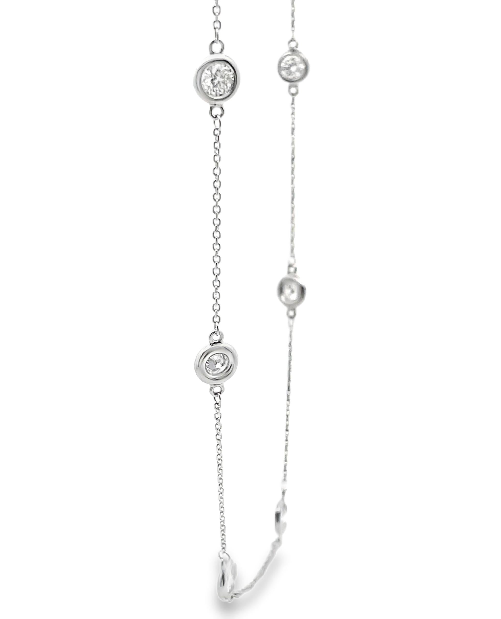 Collier en or blanc 14K Diamants By The Yard serti d'un chaton de 2,13 carats Pour femmes en vente