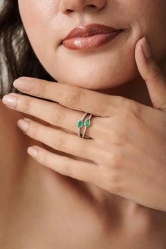 14K White Gold Double Band Ring with Pear Shape Natural Emerald & Diamond