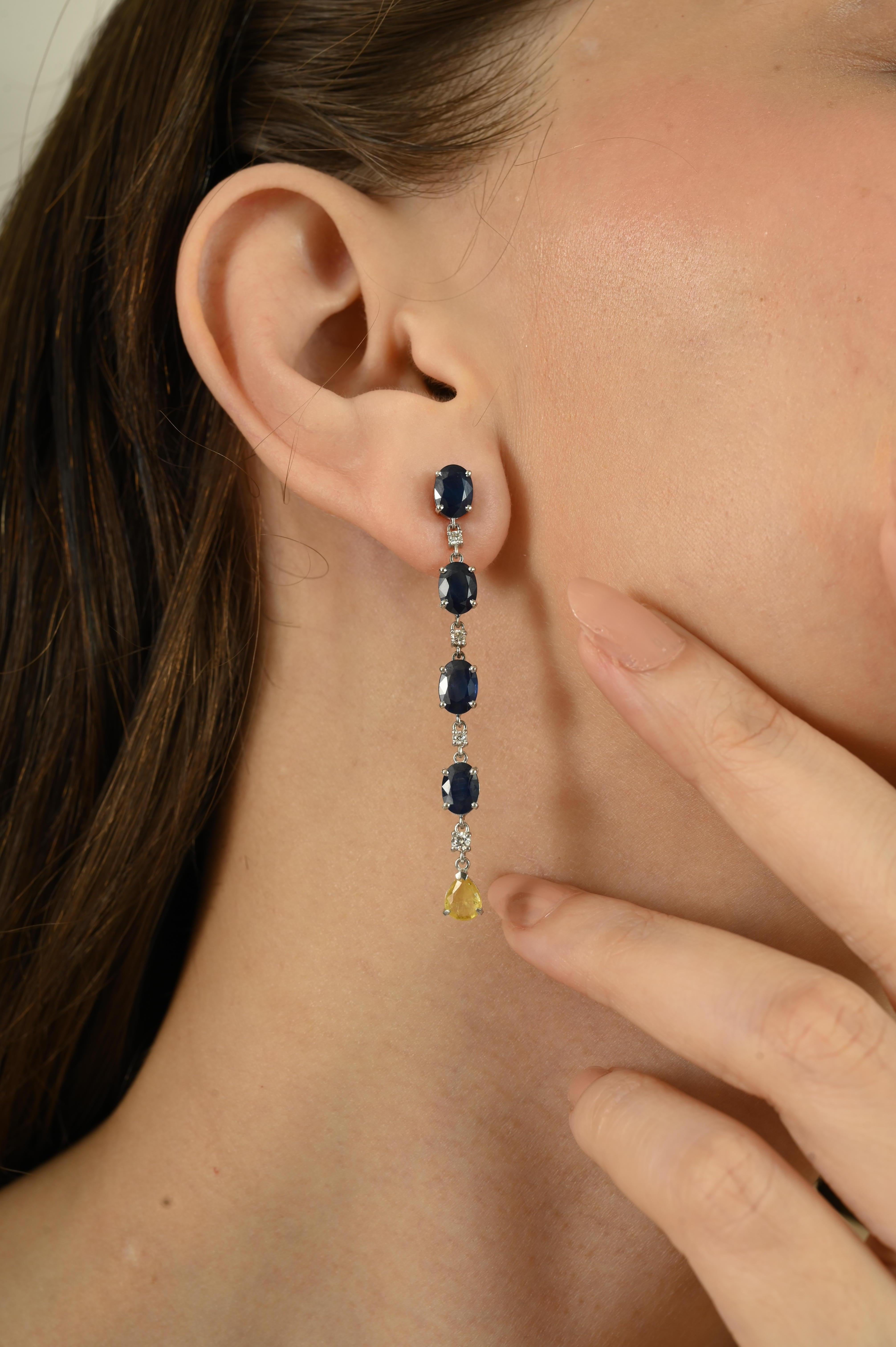 Donna Orecchini pendenti in oro bianco 14k con zaffiro blu da 9,43 carati, zaffiro giallo e diamante in vendita