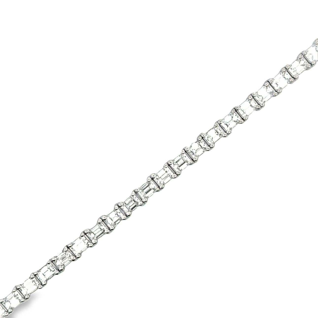 Contemporary 14K White Gold East-West Emerald-Cut Diamond Bracelet For Sale