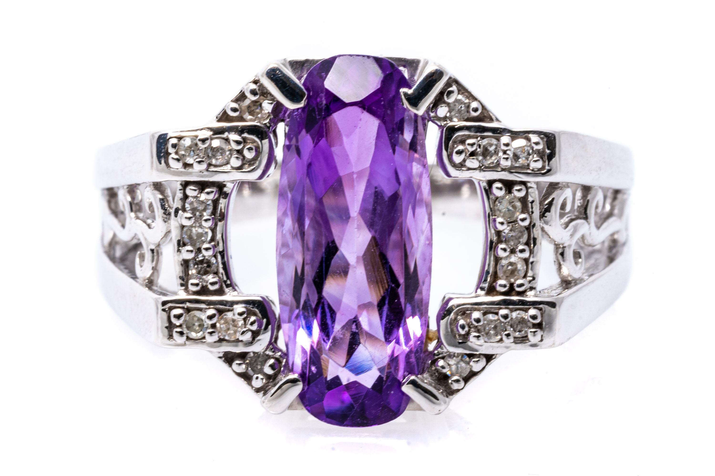 14k White Gold Elongated Oval Amethyst and Diamond Architectural Style Ring In Good Condition For Sale In Southport, CT