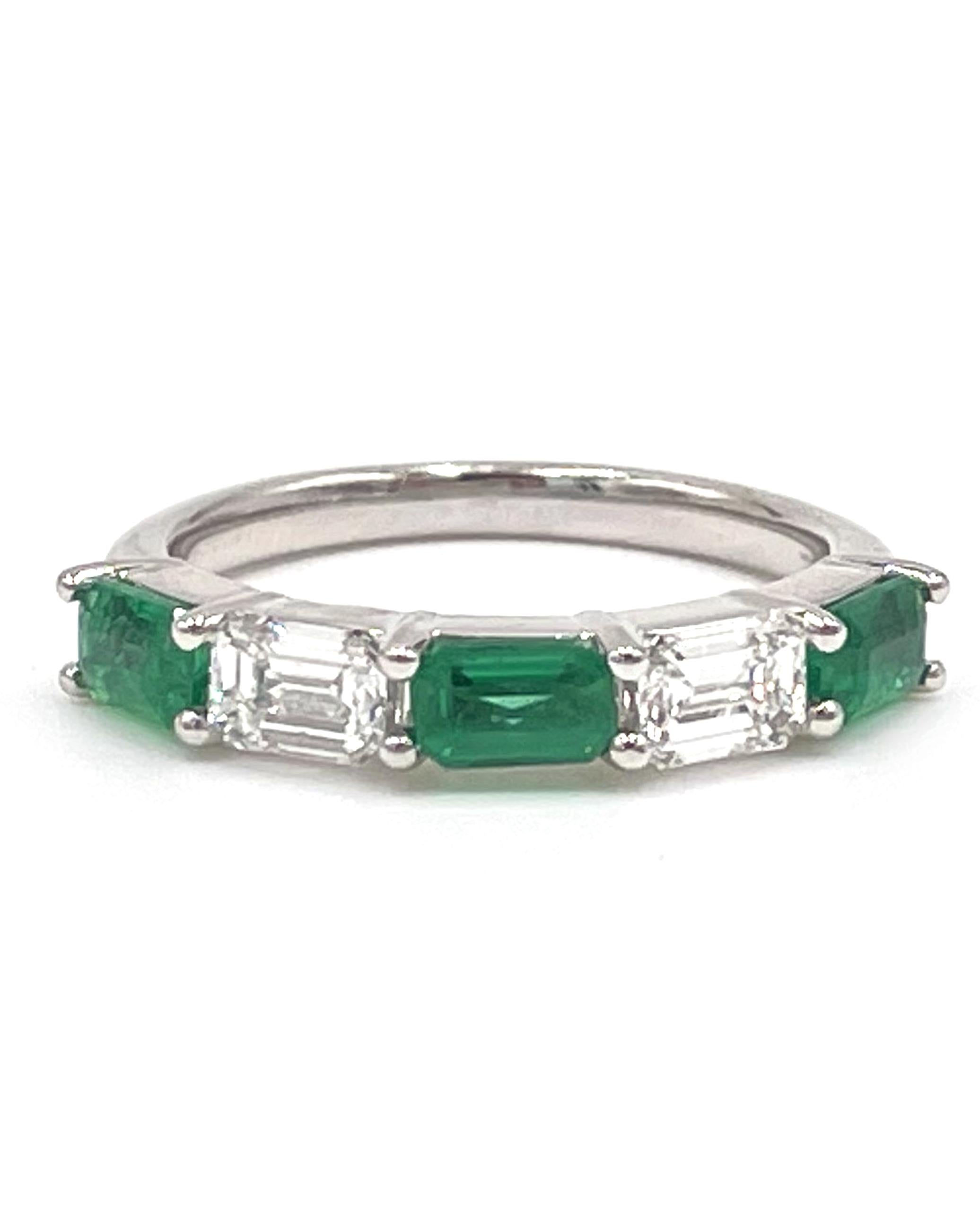 Contemporary 14K White Gold Emerald and Diamond Ring For Sale