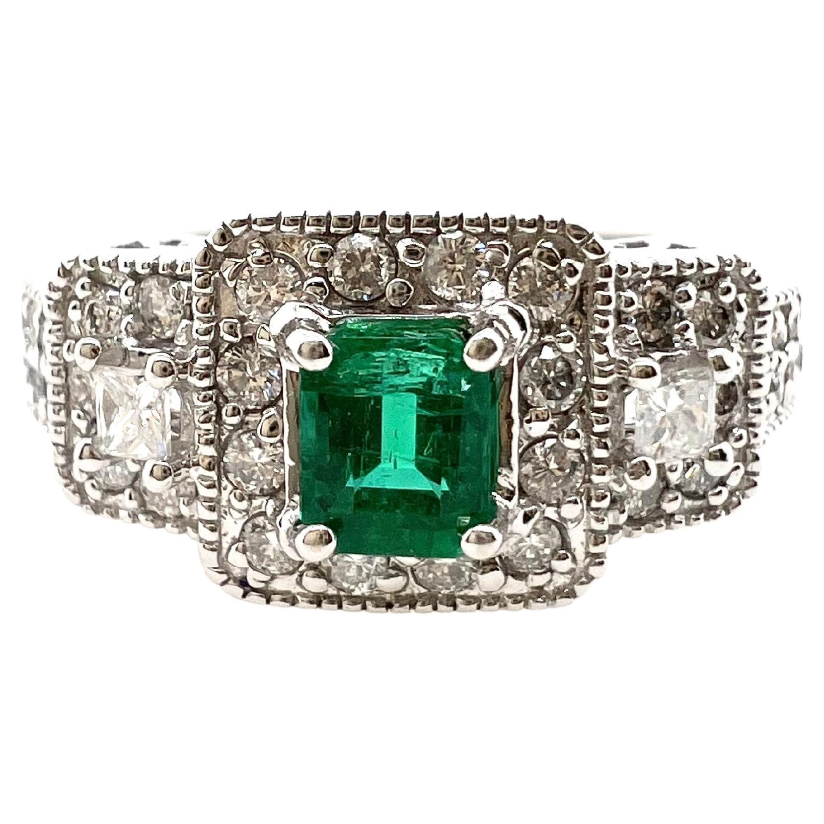 14k White Gold Emerald and Diamond Ring For Sale