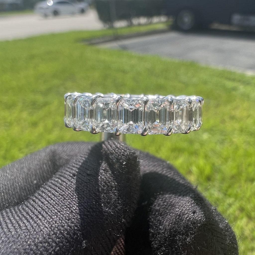 14k White Gold Emerald Cut Diamond Eternity Band 6.20CTW For Sale 3