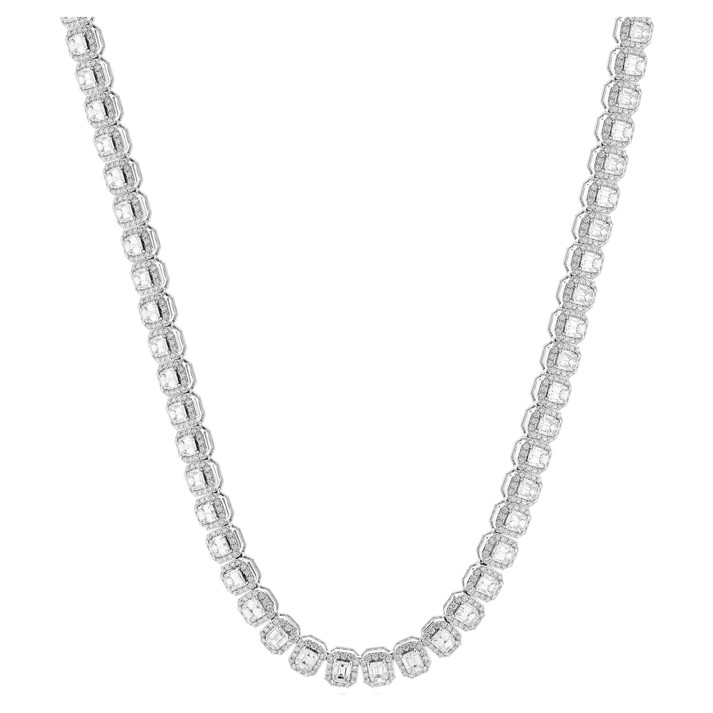14k White Gold Emerald Cut Diamond Tennis Necklace For Sale