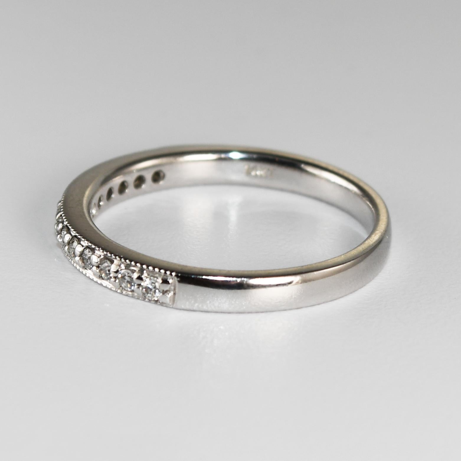 14K White Gold Emerald Cut Diamond Wedding Ring Set 0.97ct For Sale 4