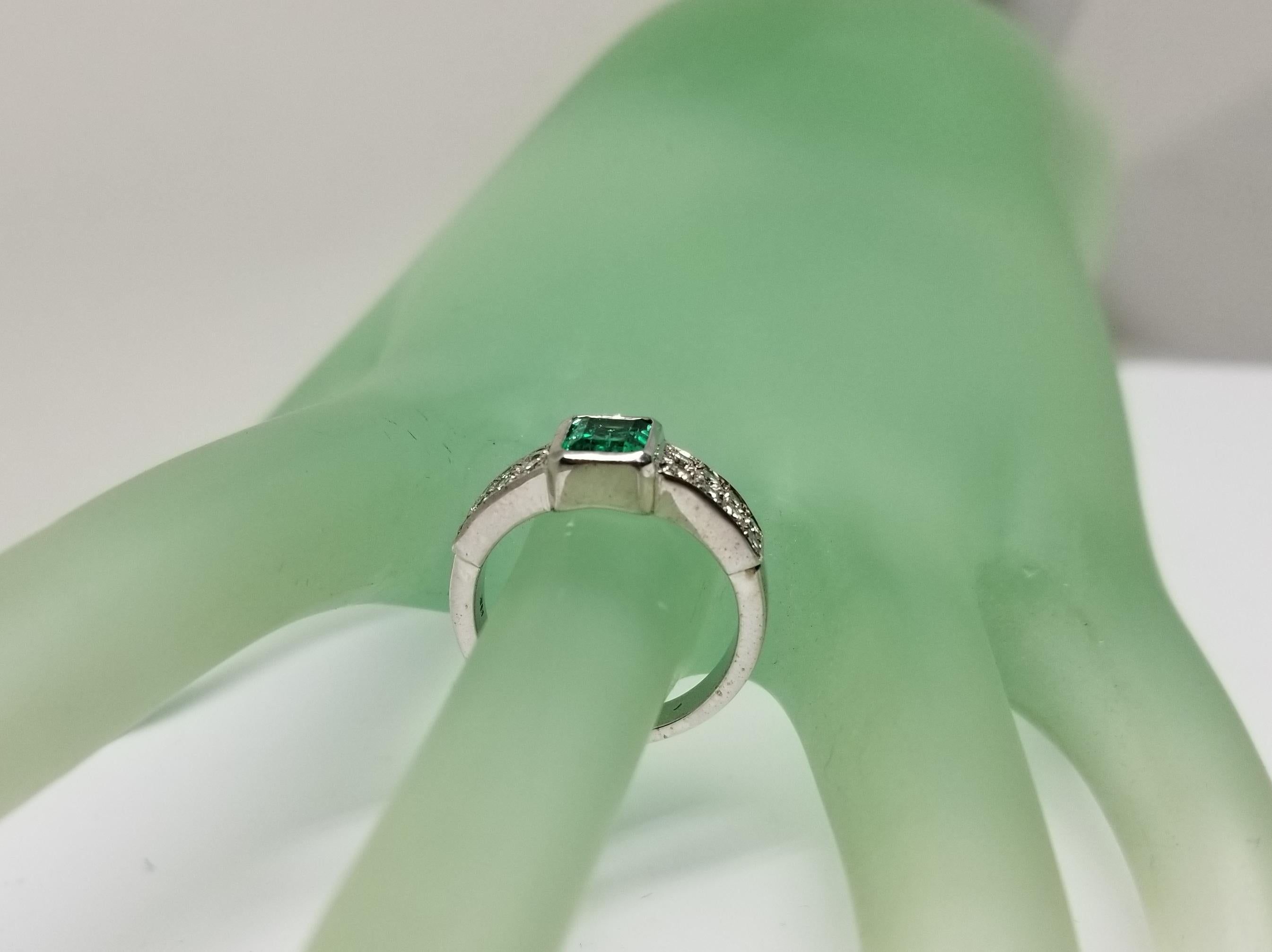 14 Karat White Gold Emerald Cut Emerald and Diamond Ring For Sale 3
