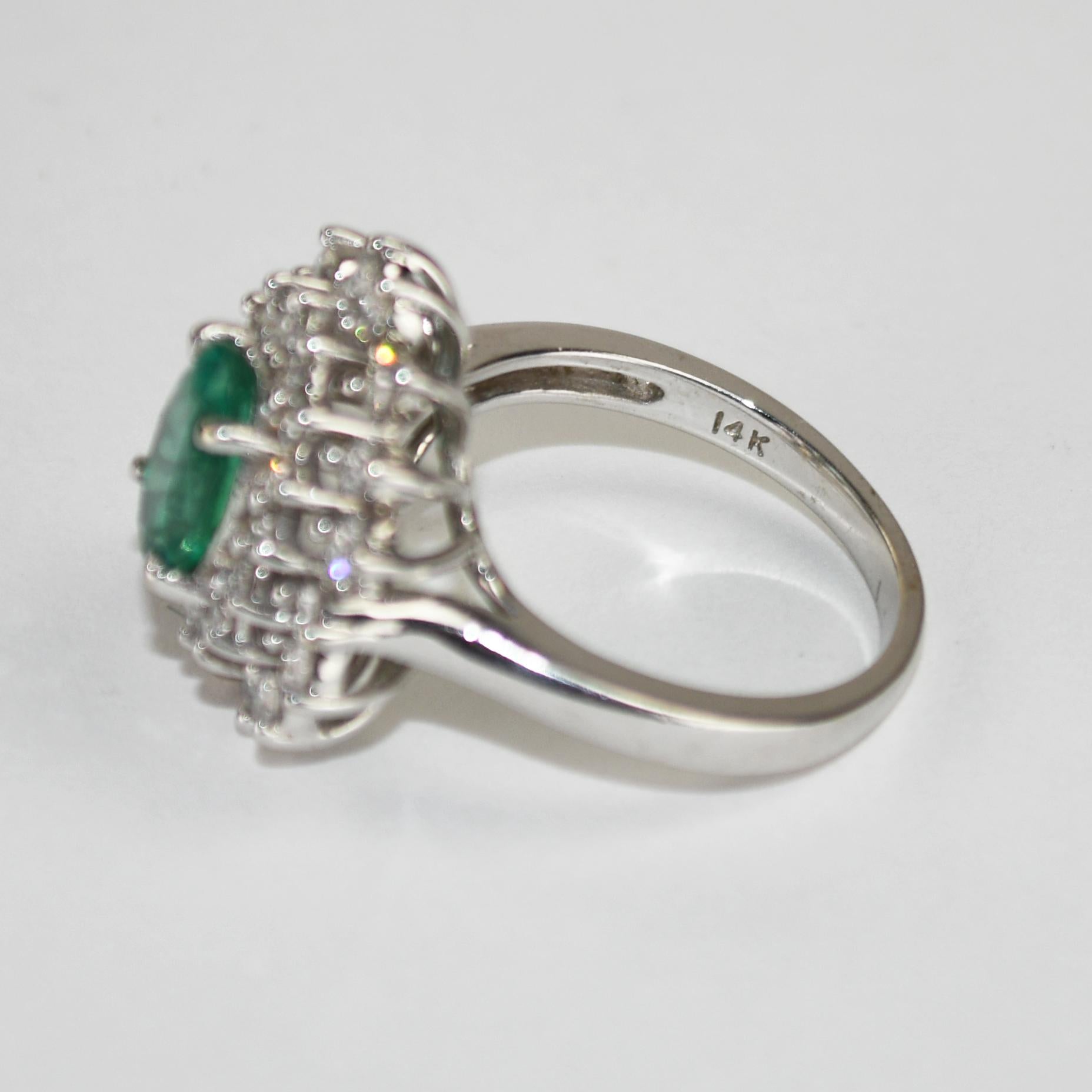 14K Weißgold Smaragd & Diamant Ring 6g im Angebot 1