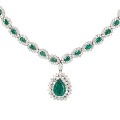 14k White Gold Emerald Necklace With Diamonds