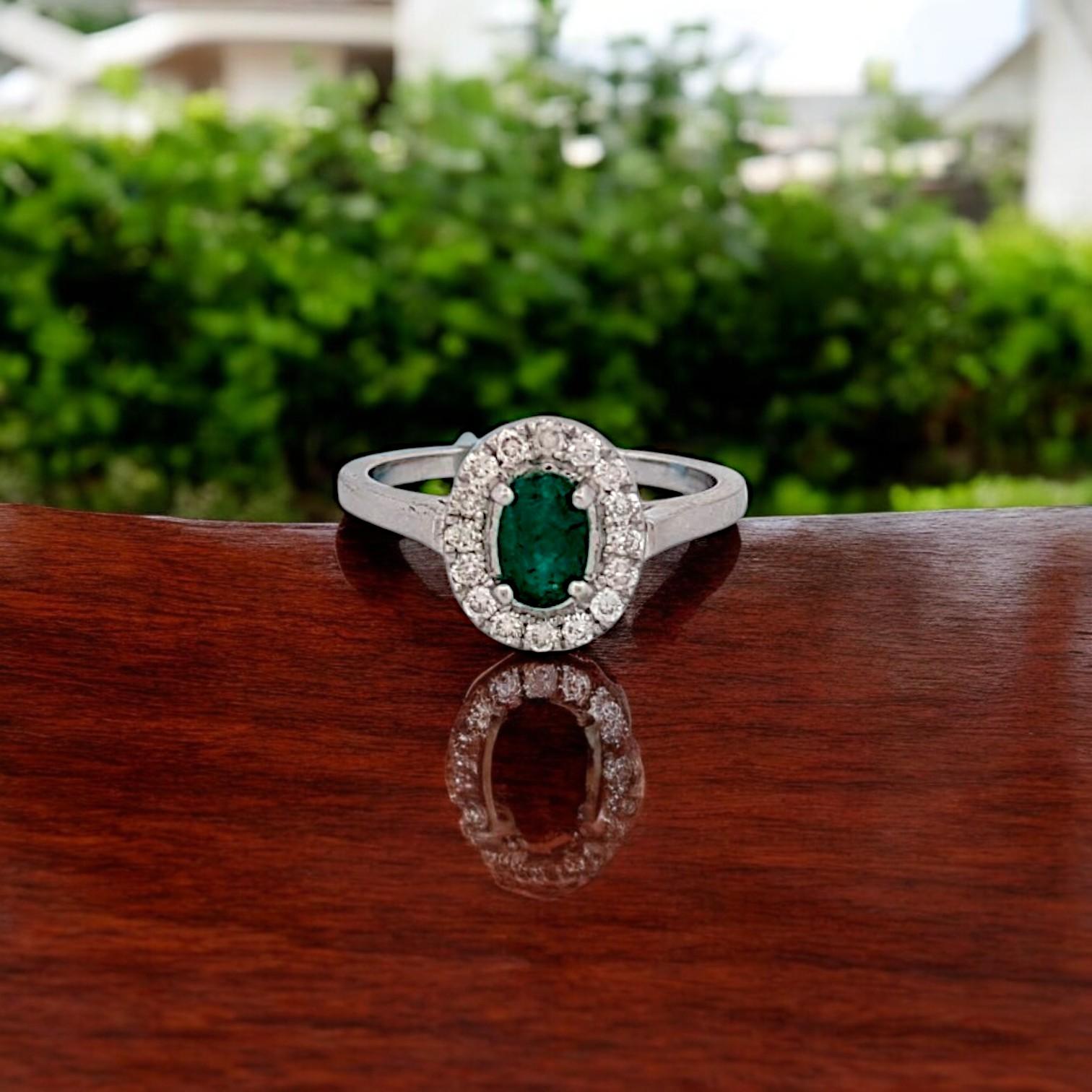 Modern Amara  14K White Gold Emerald Ring, .50ct Oval Emerald & .25ctw Diamonds For Sale