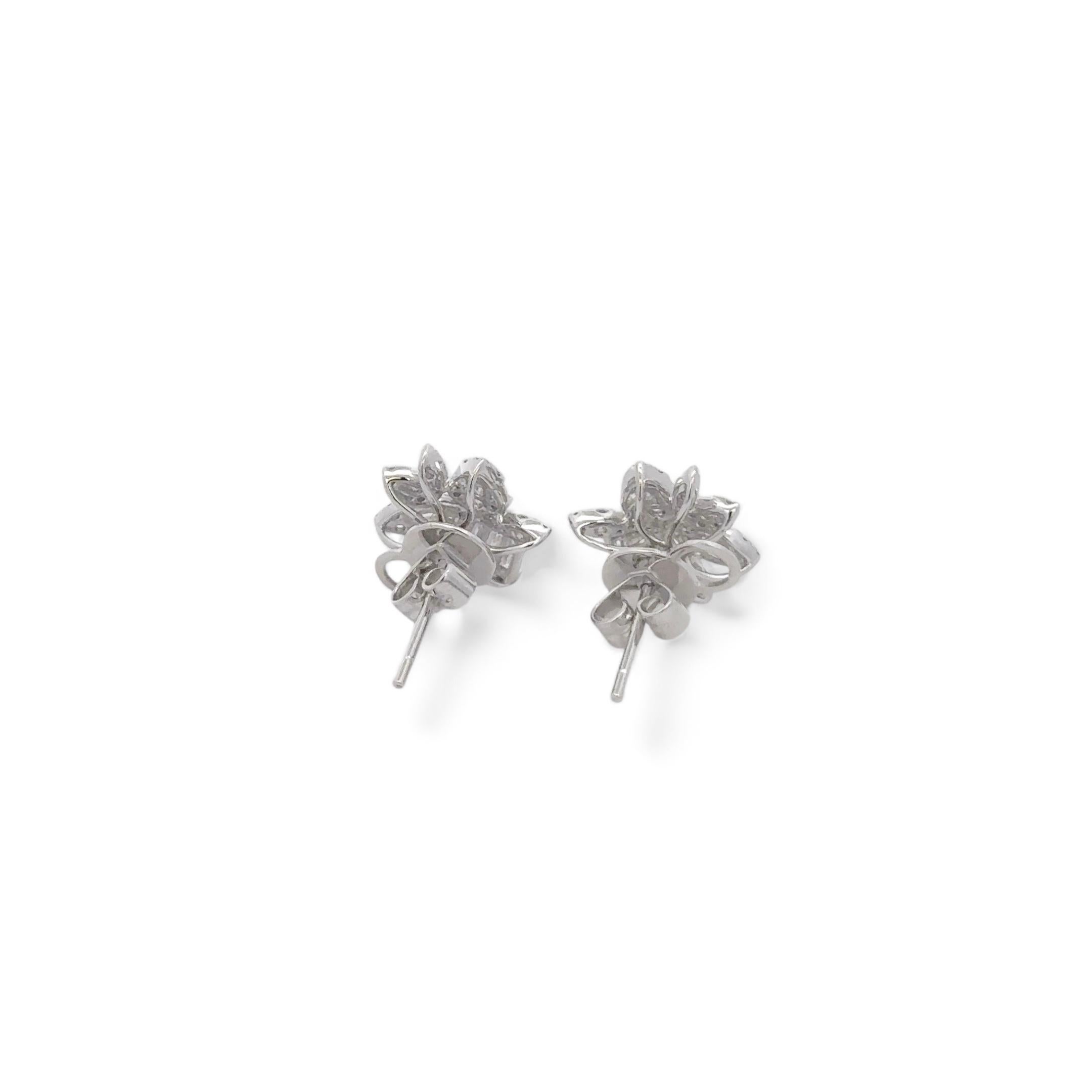 14K White Gold Diamond Emerald Cut & Tear Drop Cluster Earrings In New Condition For Sale In New York, NY