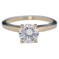 Anillo de compromiso de oro blanco de 14 quilates con diamantes naturales