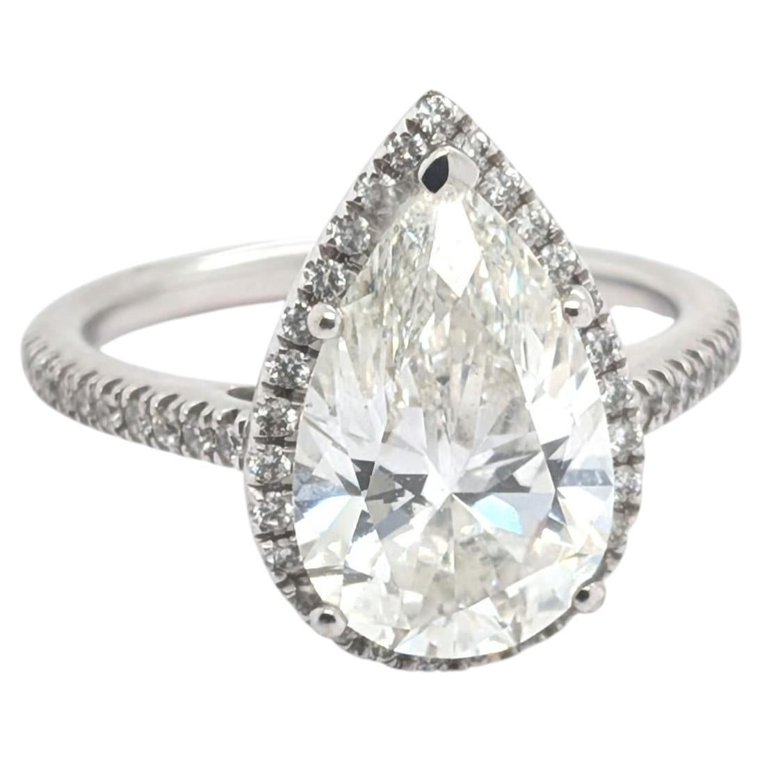 14k White Gold Engagement Ring with Pear-Shaped Diamond & Pave Band - Size 7.75