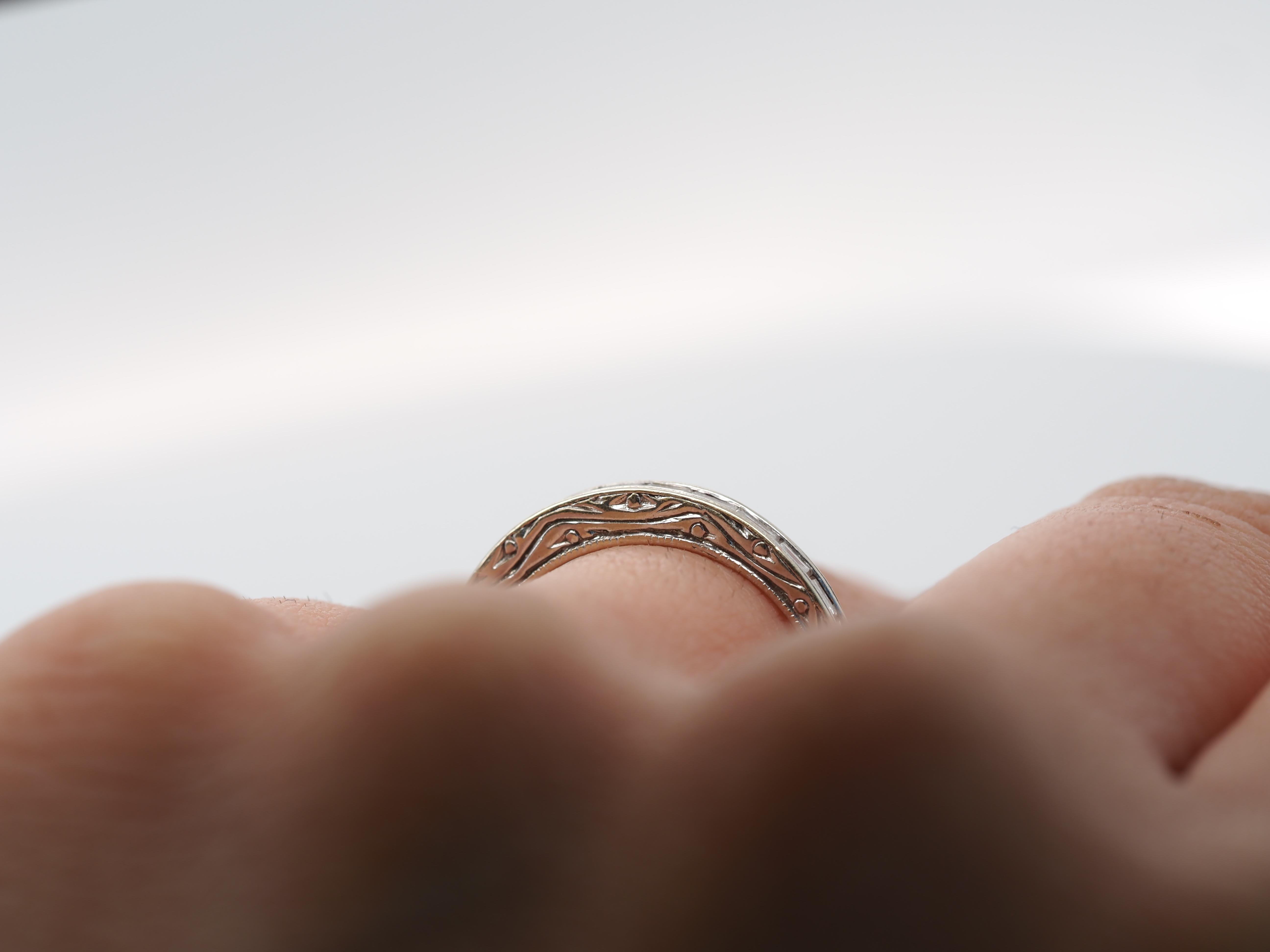 14k White Gold Engraved Baguette Diamond Band Ring For Sale 3